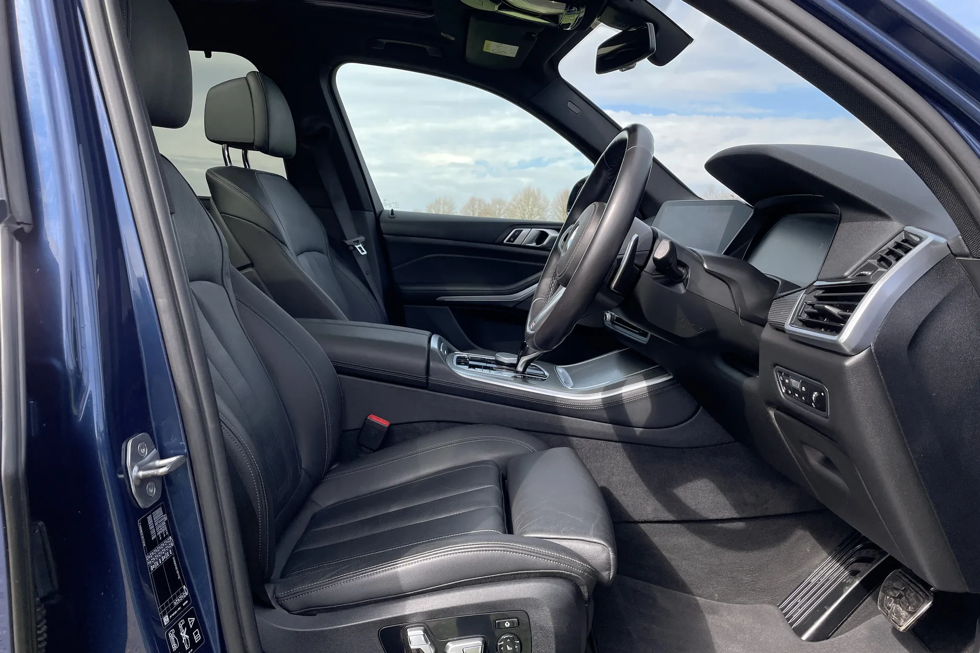 BMW X5 thumbnail image number 36