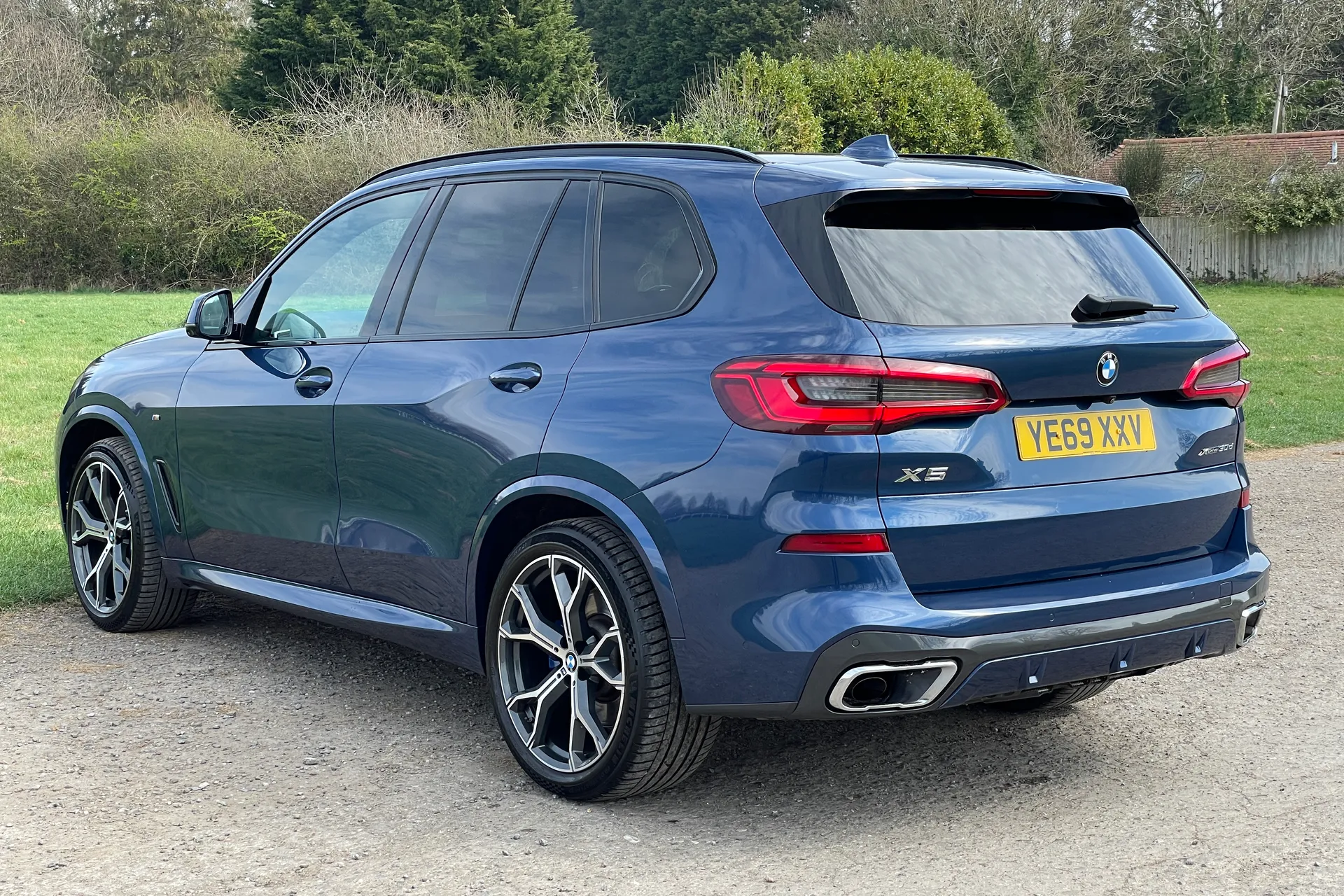 BMW X5 thumbnail image number 28