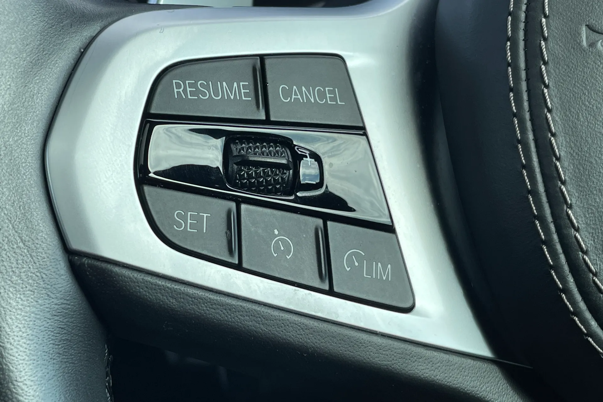 BMW X5 thumbnail image number 56