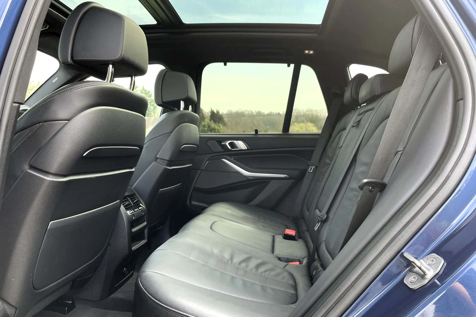 BMW X5 thumbnail image number 42