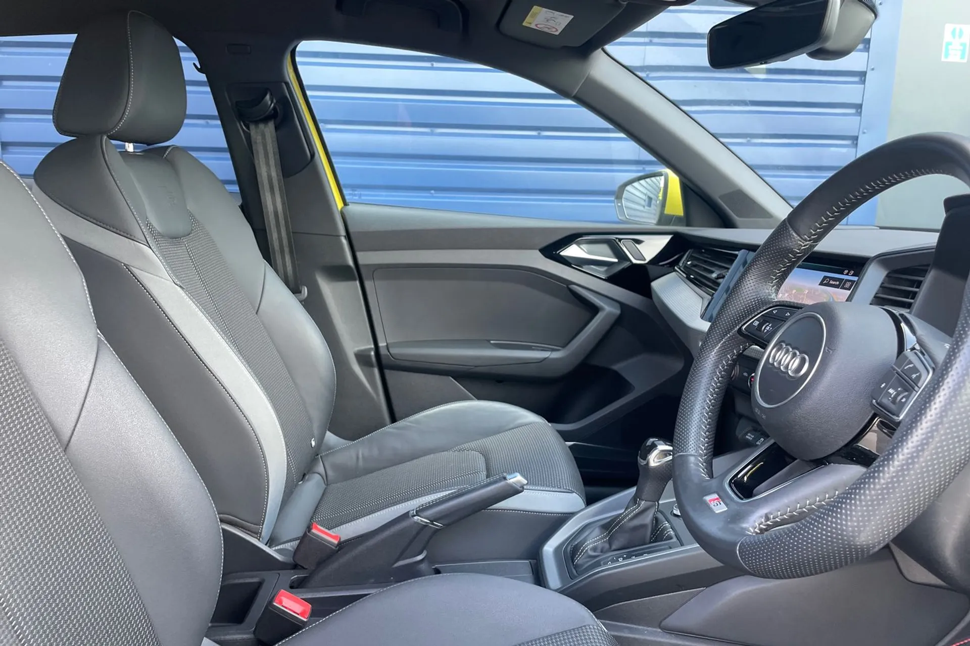 Audi A1 thumbnail image number 25