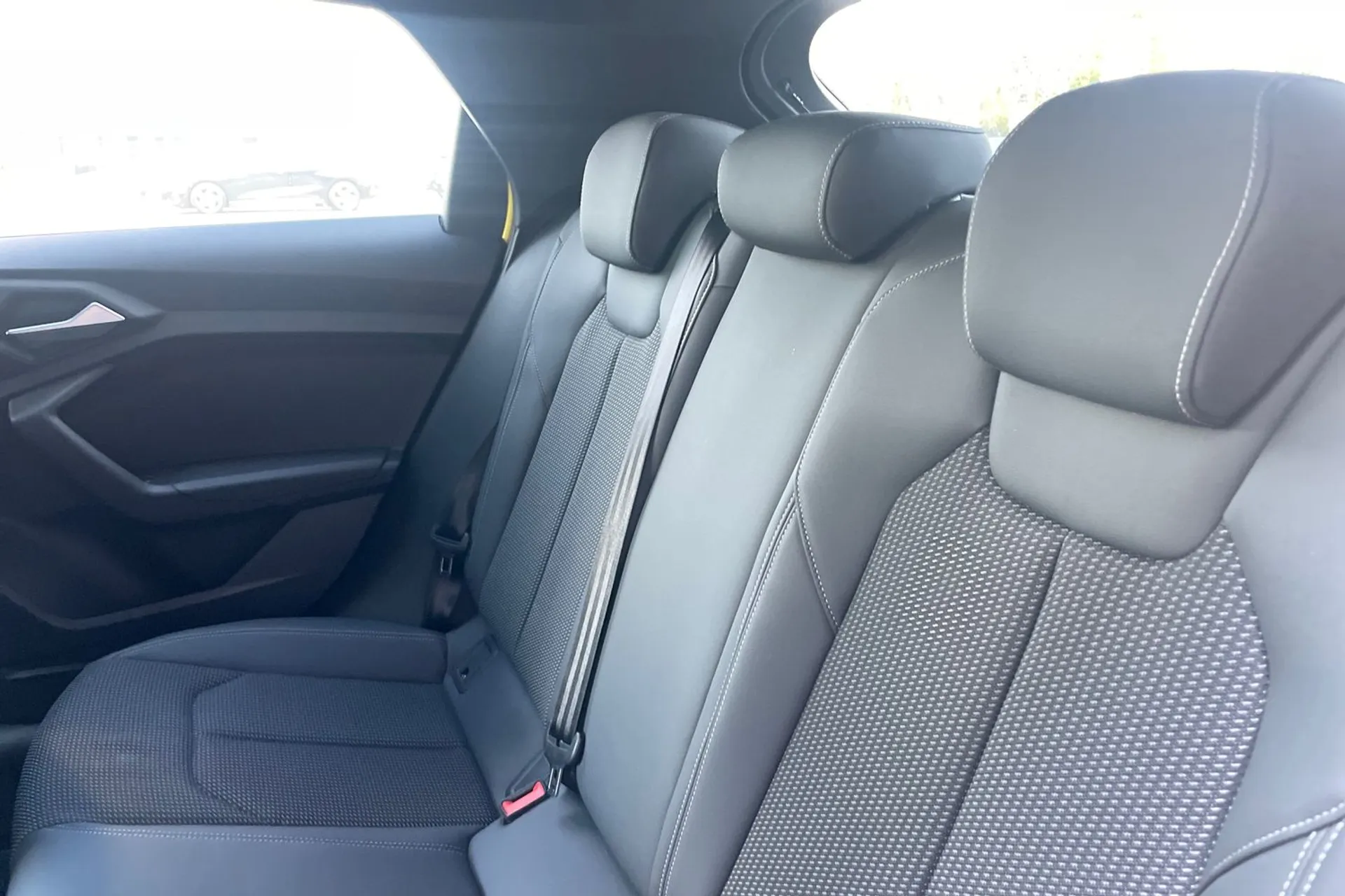 Audi A1 thumbnail image number 32