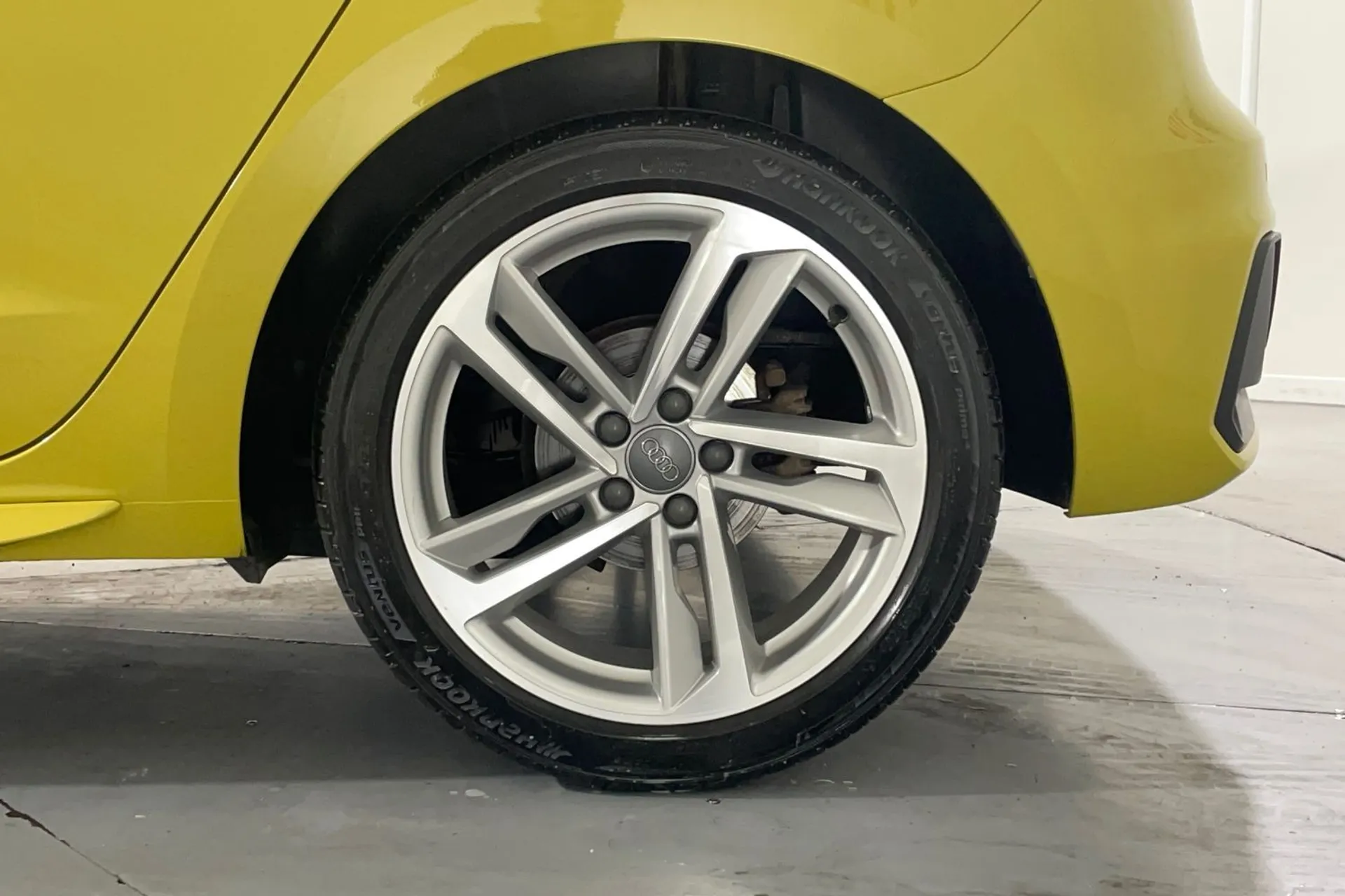 Audi A1 thumbnail image number 12