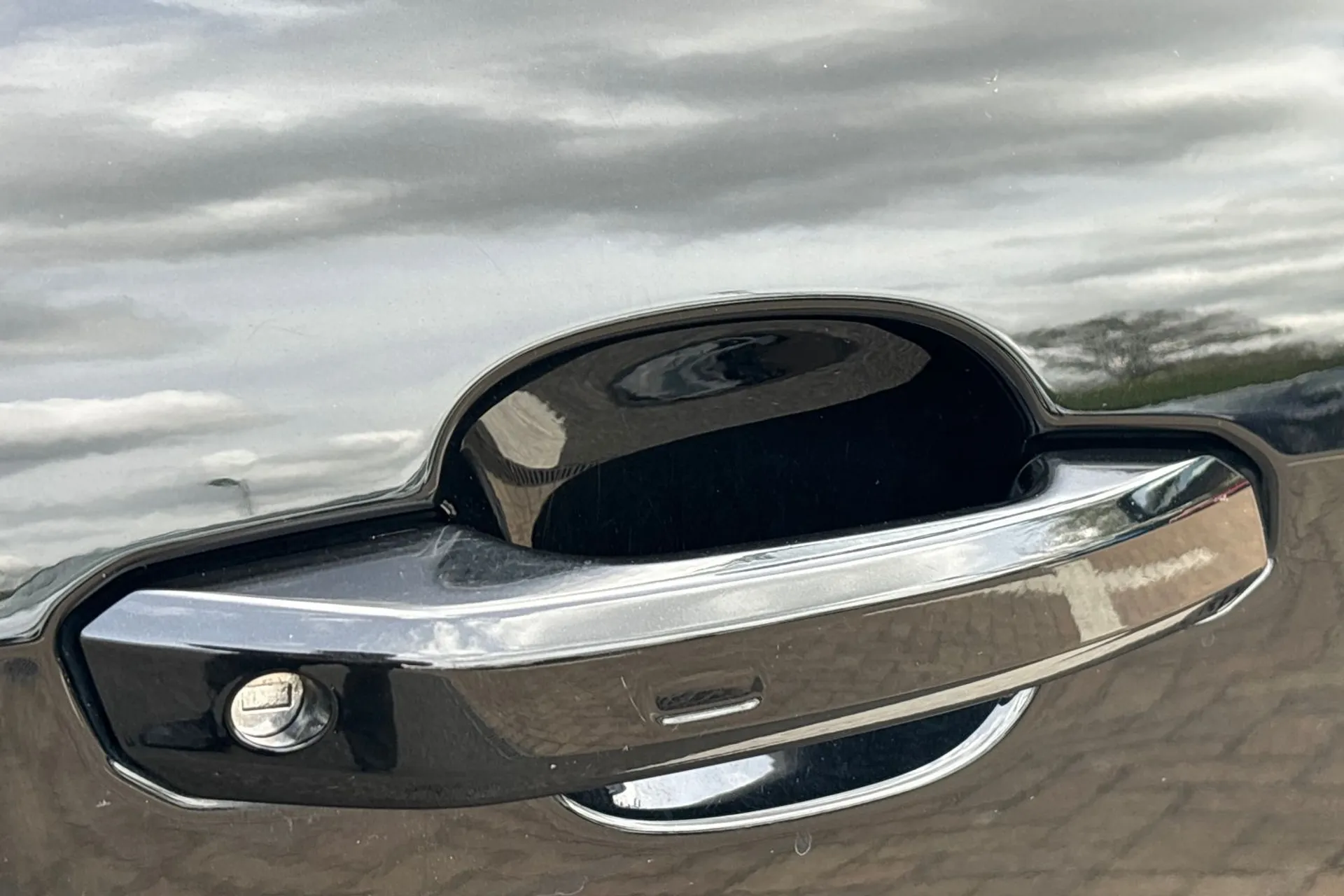 Audi A4 thumbnail image number 15
