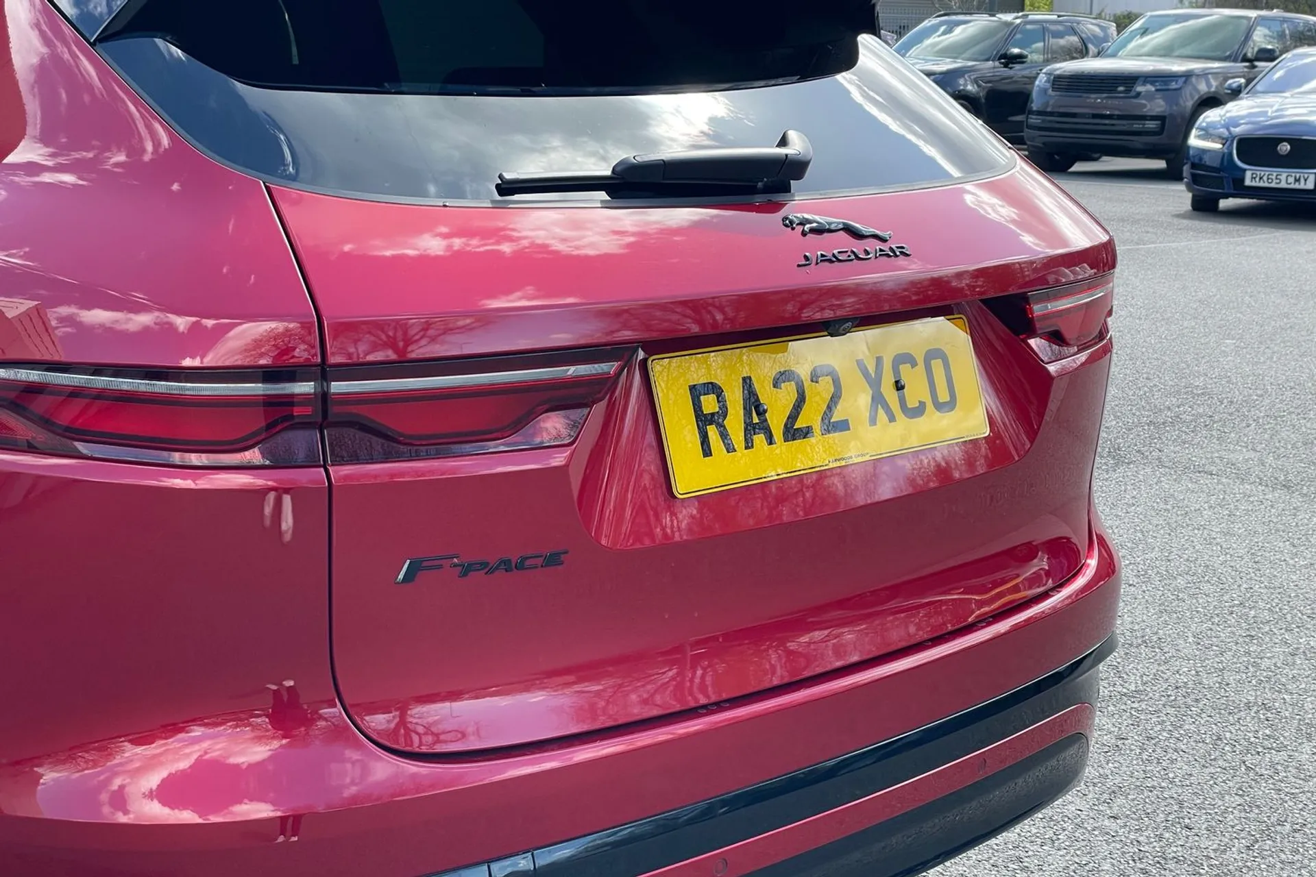 Jaguar F-PACE thumbnail image number 44