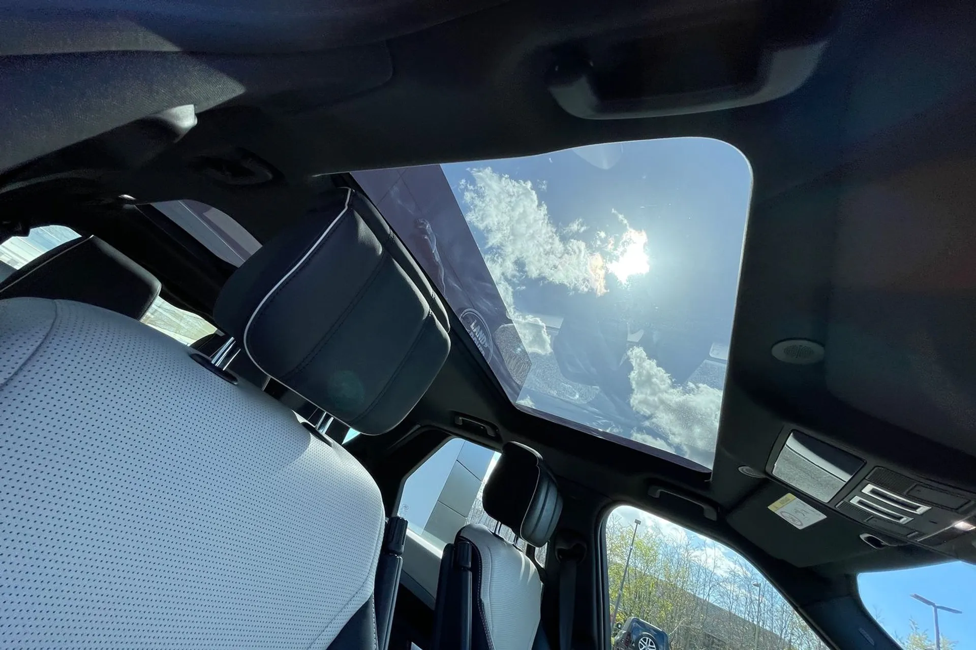 LAND ROVER DISCOVERY thumbnail image number 32