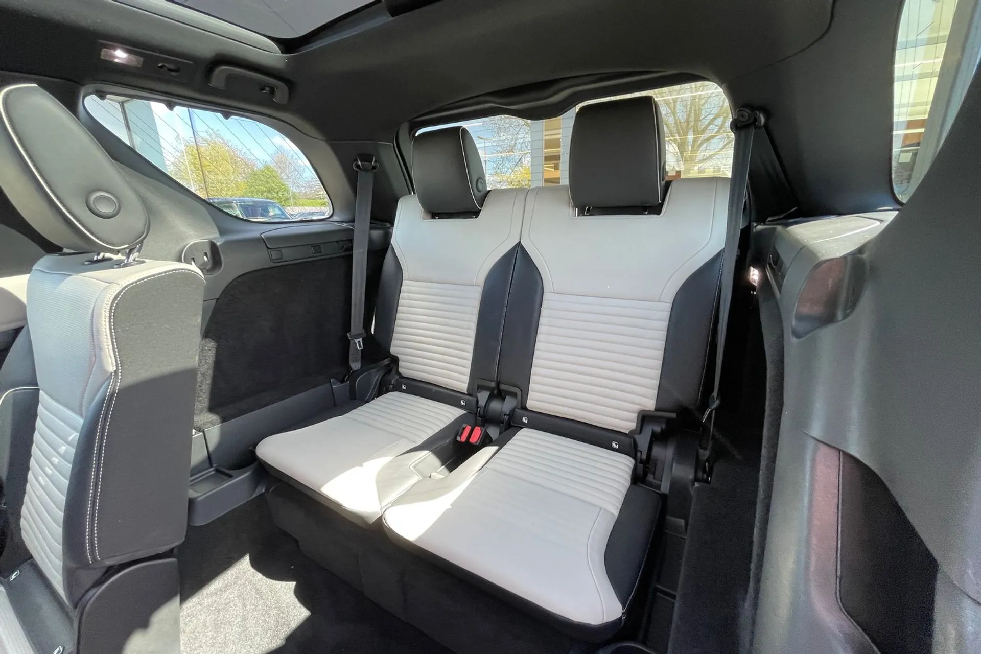 LAND ROVER DISCOVERY thumbnail image number 39