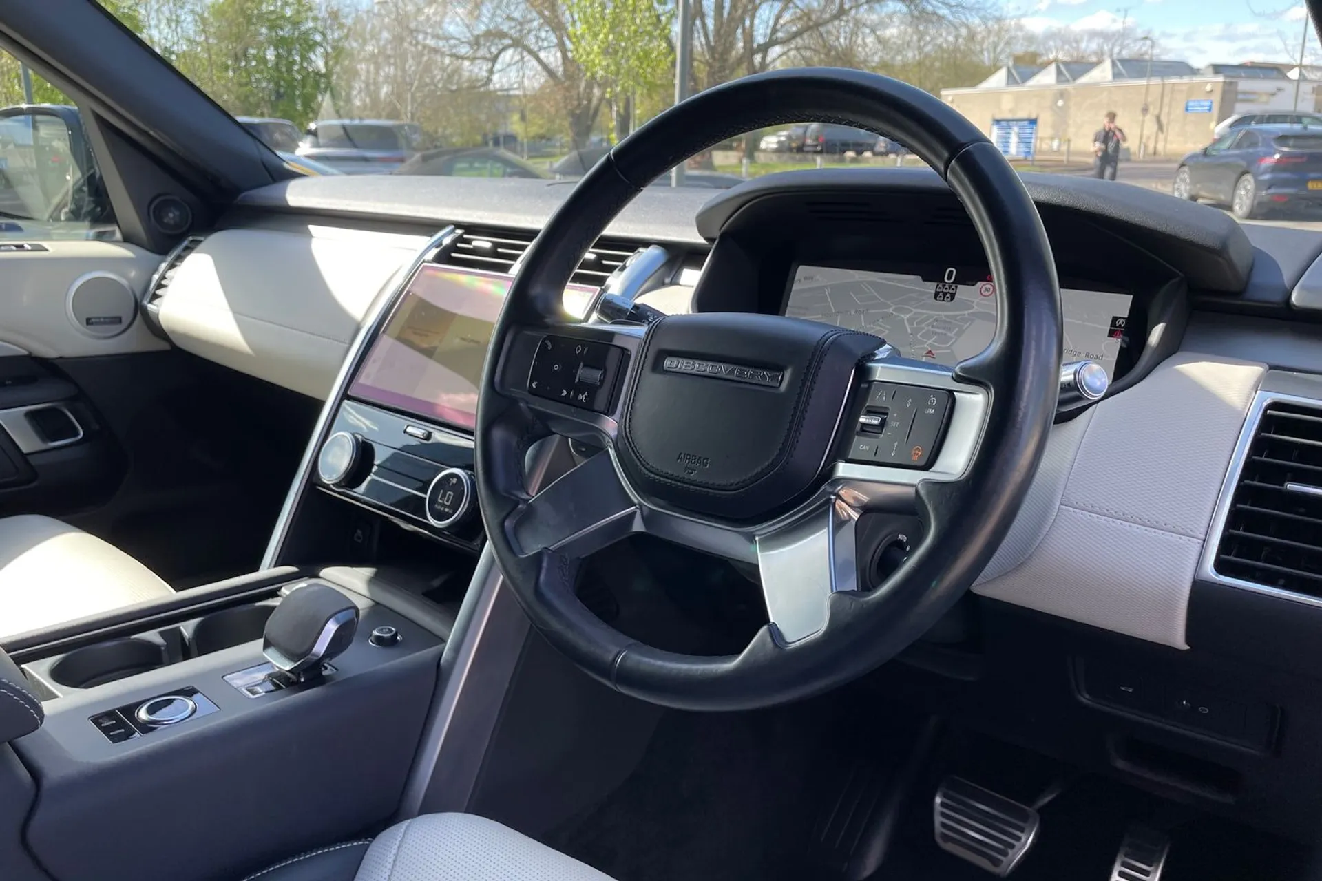 LAND ROVER DISCOVERY thumbnail image number 28