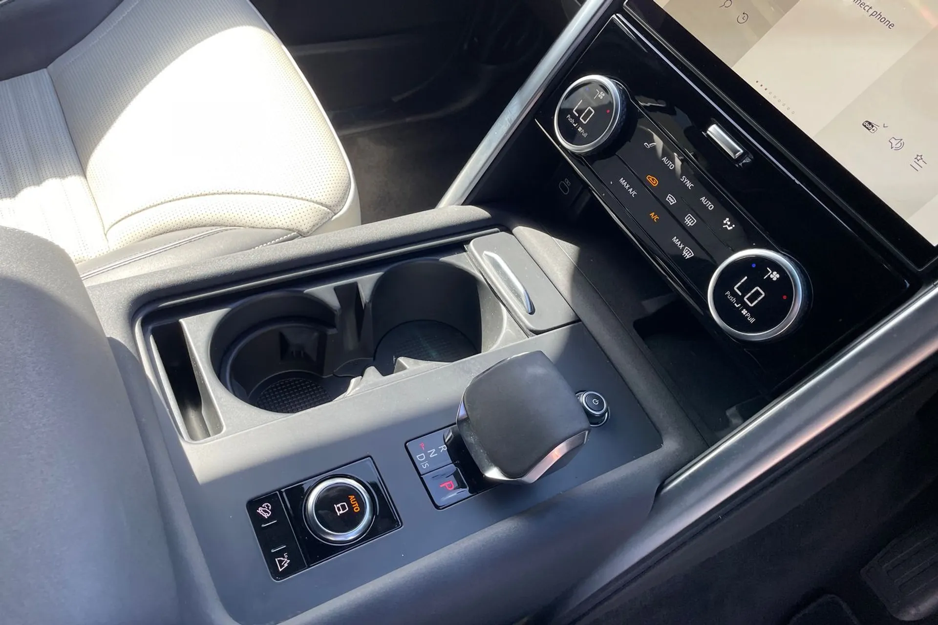 LAND ROVER DISCOVERY thumbnail image number 18