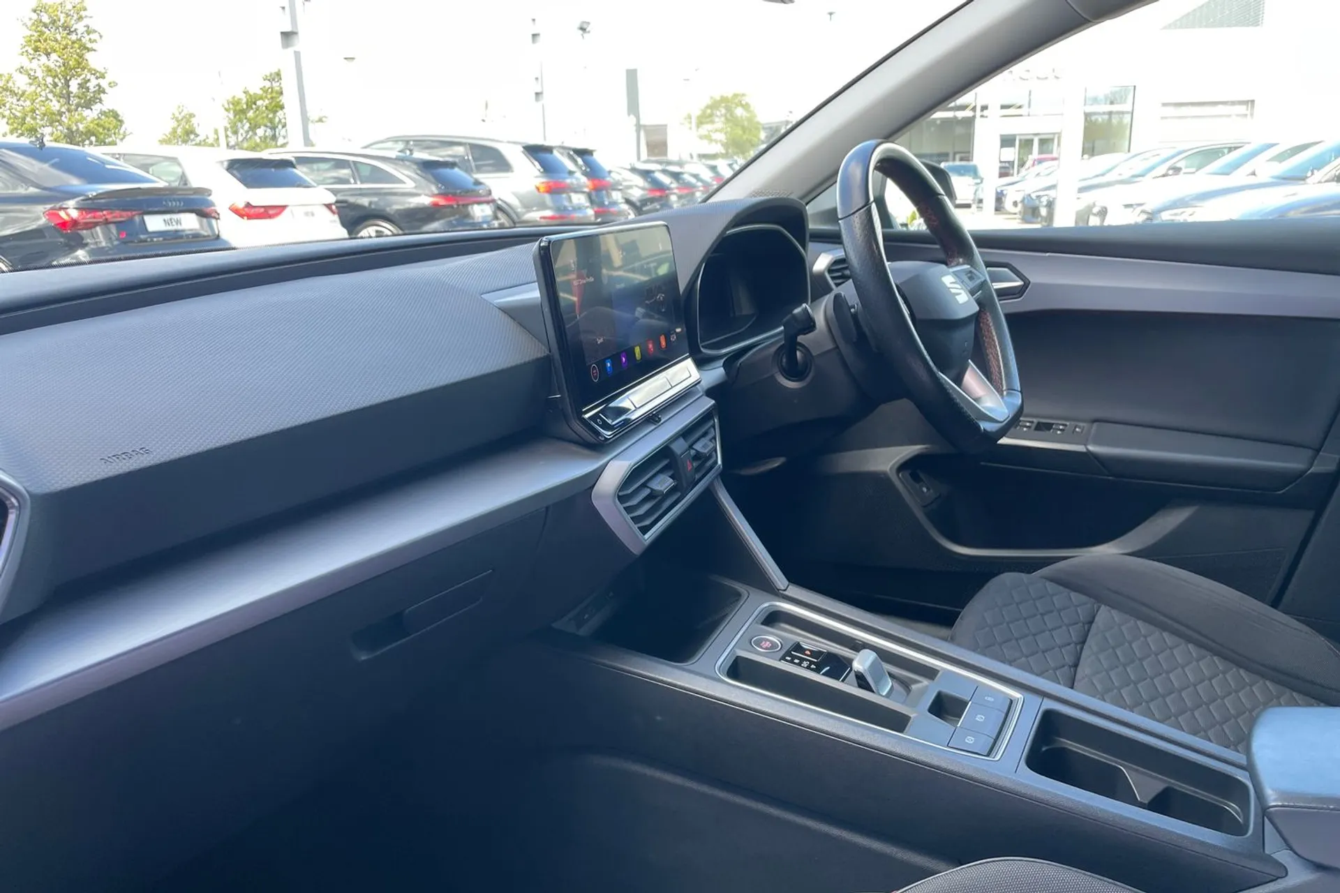 SEAT LEON thumbnail image number 27