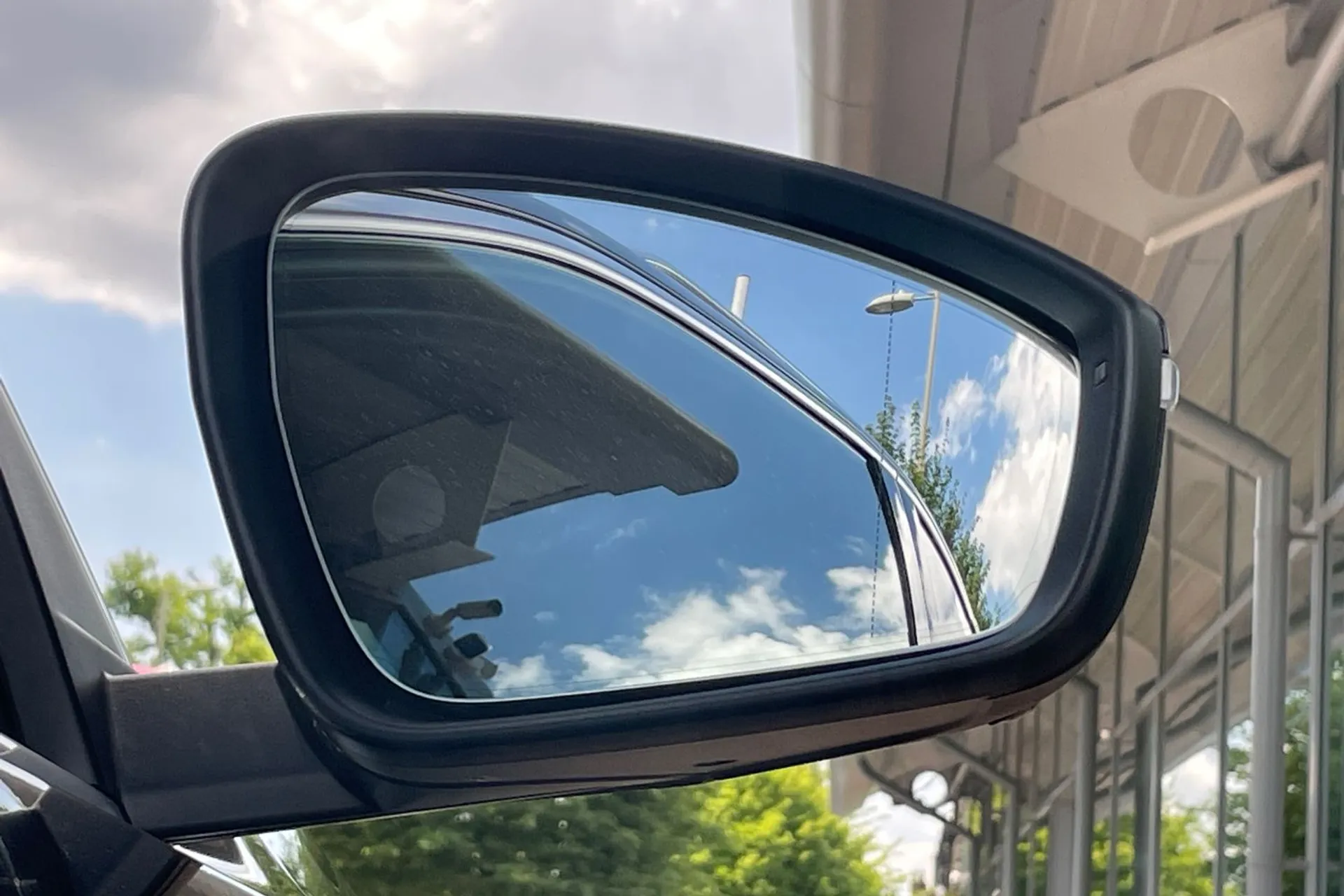 Audi Q5 thumbnail image number 47