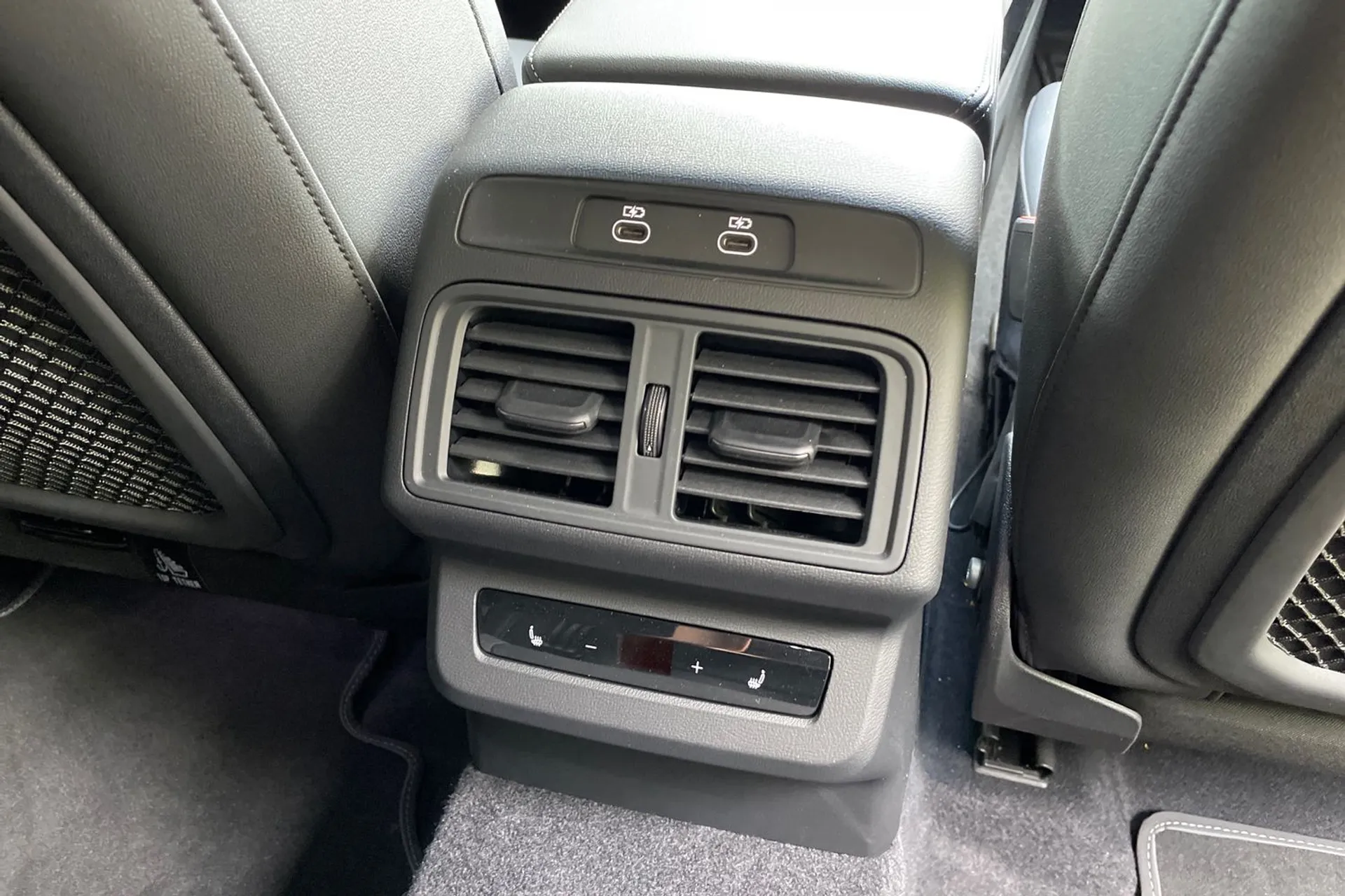 Audi Q5 thumbnail image number 45