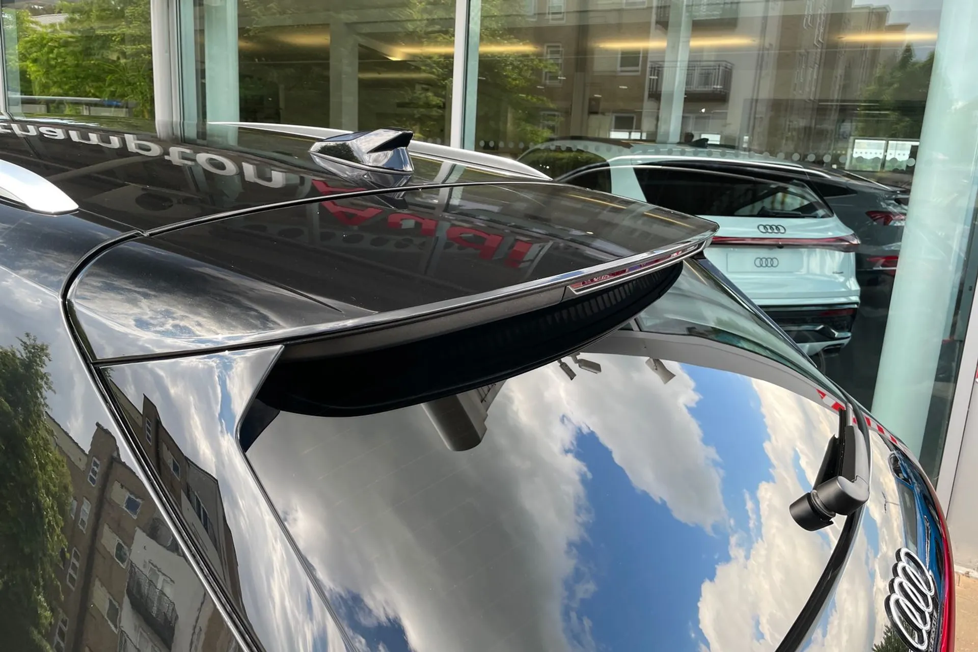 Audi Q5 thumbnail image number 13