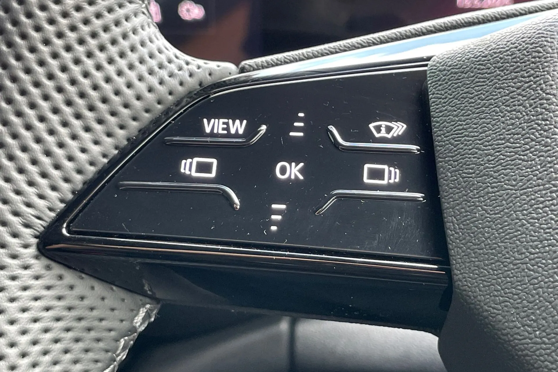 Audi Q5 thumbnail image number 35