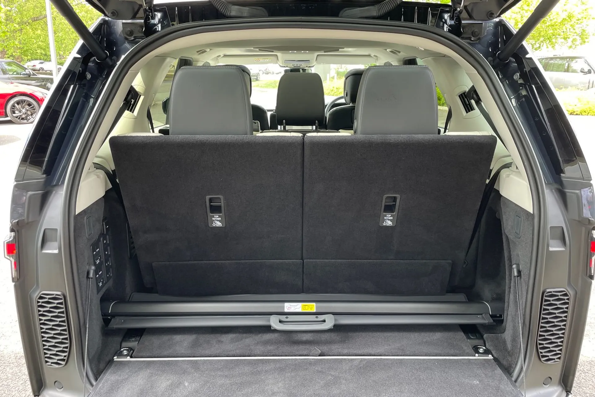 LAND ROVER DISCOVERY thumbnail image number 34