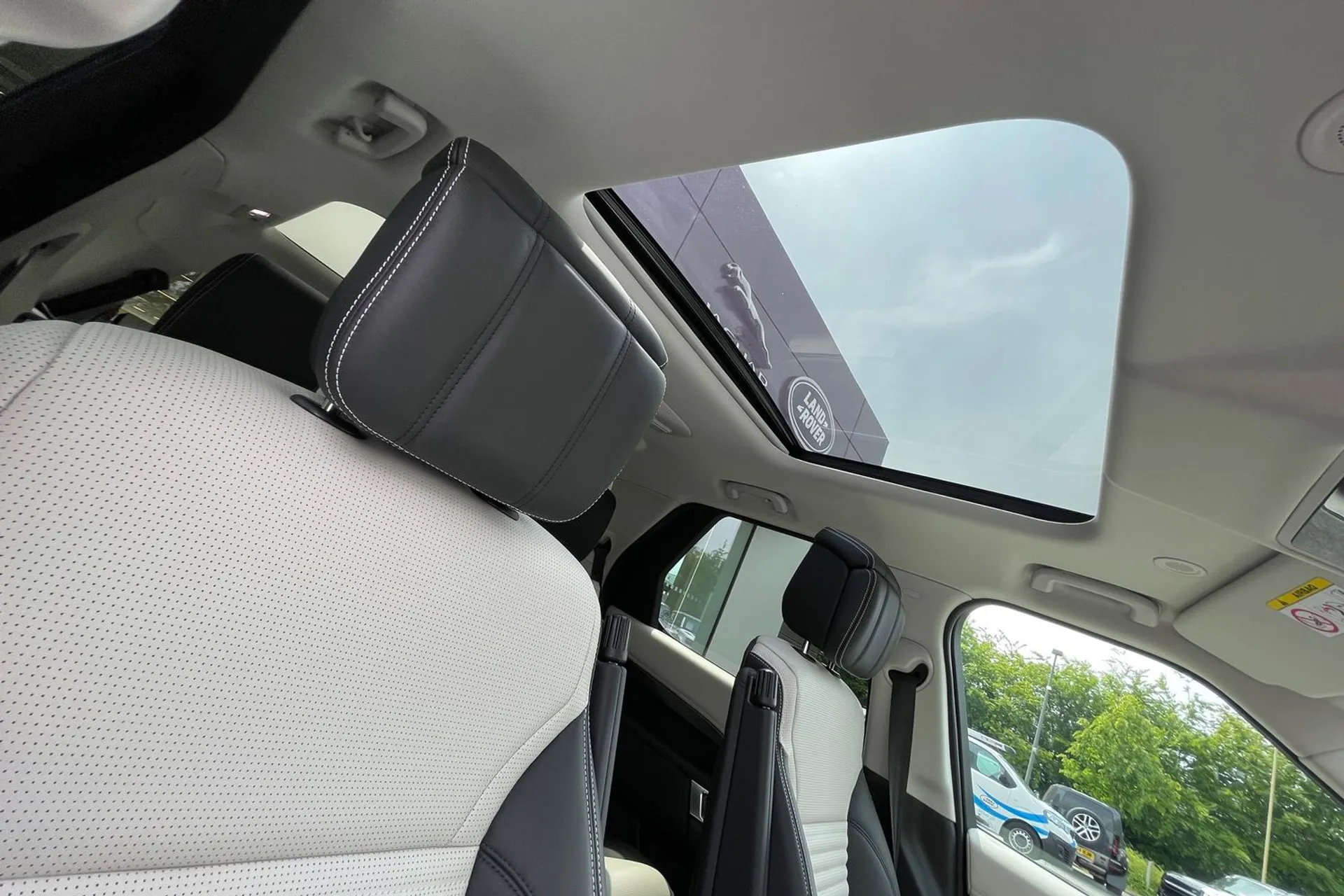 LAND ROVER DISCOVERY thumbnail image number 40
