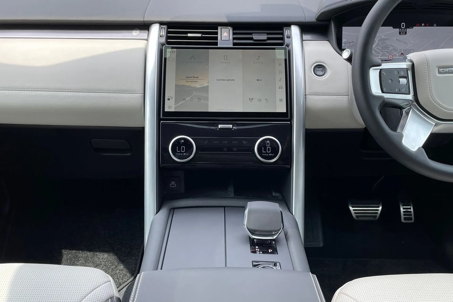 LAND ROVER DISCOVERY thumbnail image number 15