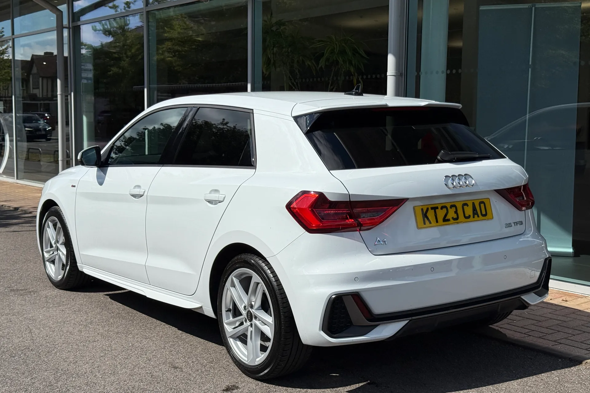 Audi A1 thumbnail image number 18