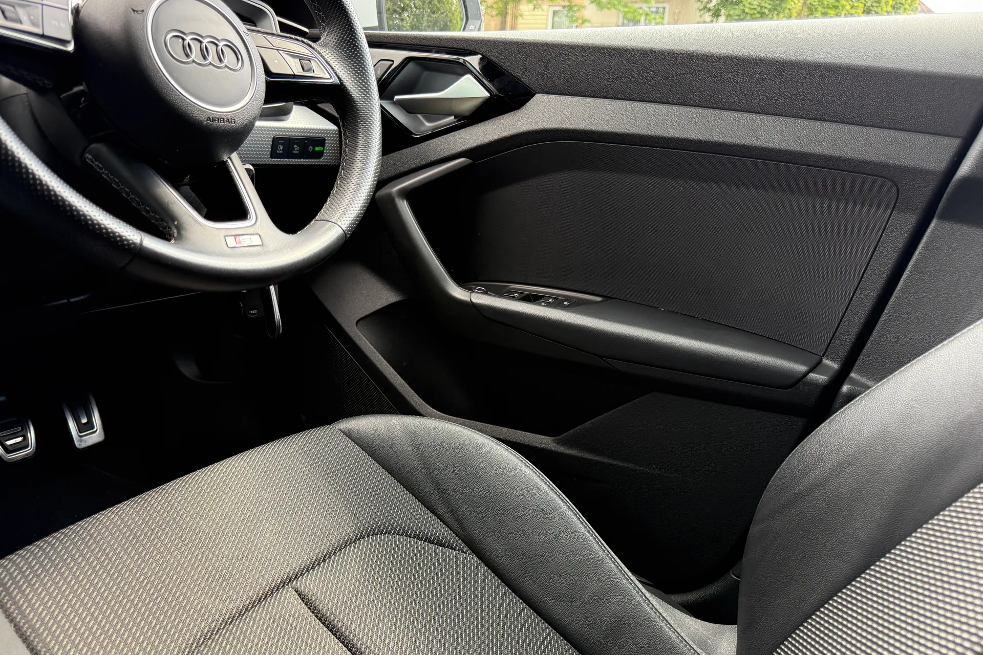 Audi A1 thumbnail image number 32