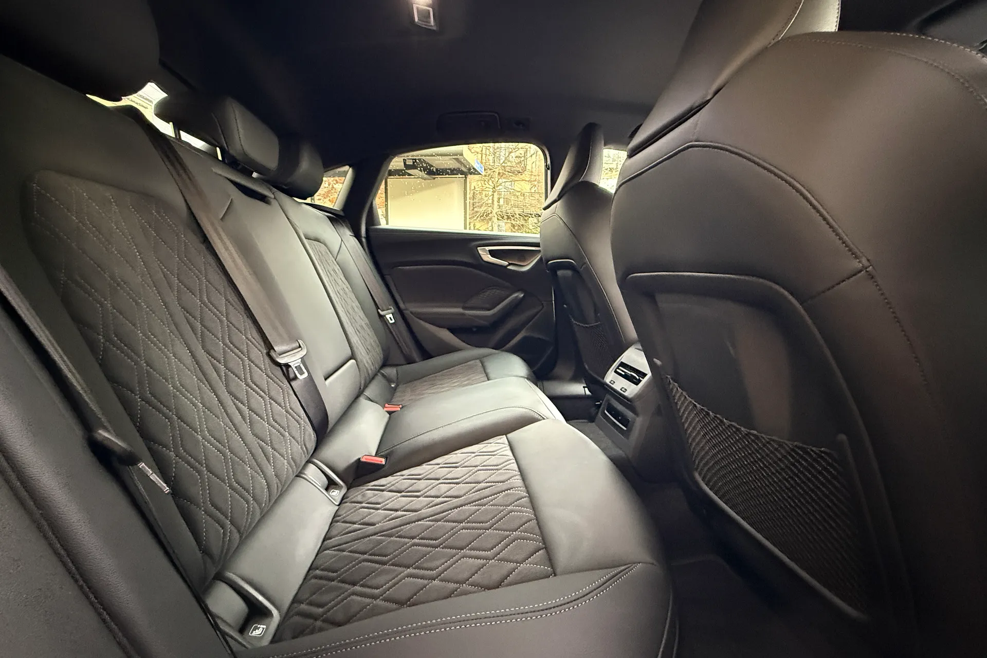 Audi A5 thumbnail image number 34