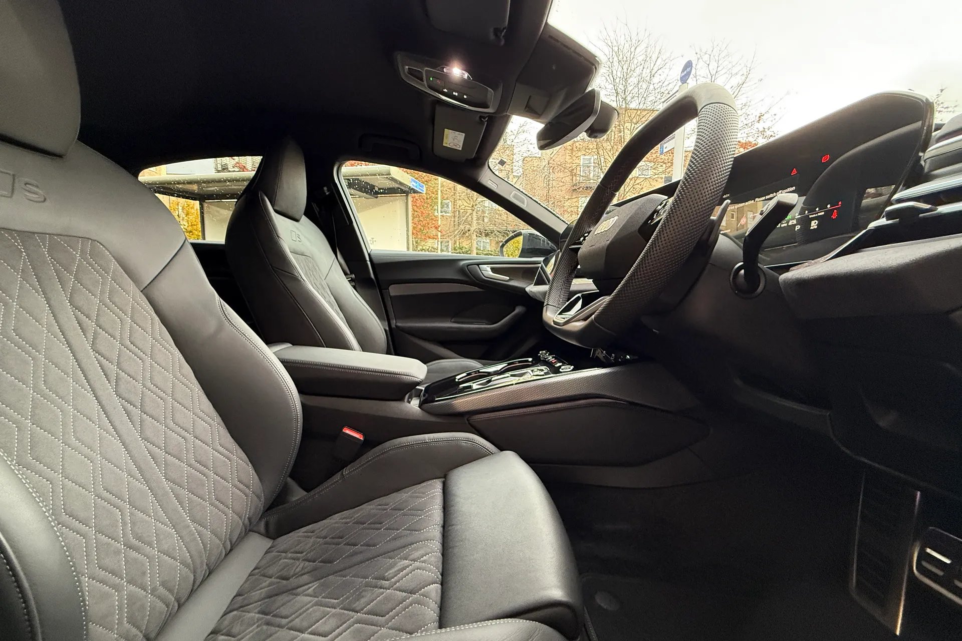 Audi A5 thumbnail image number 31