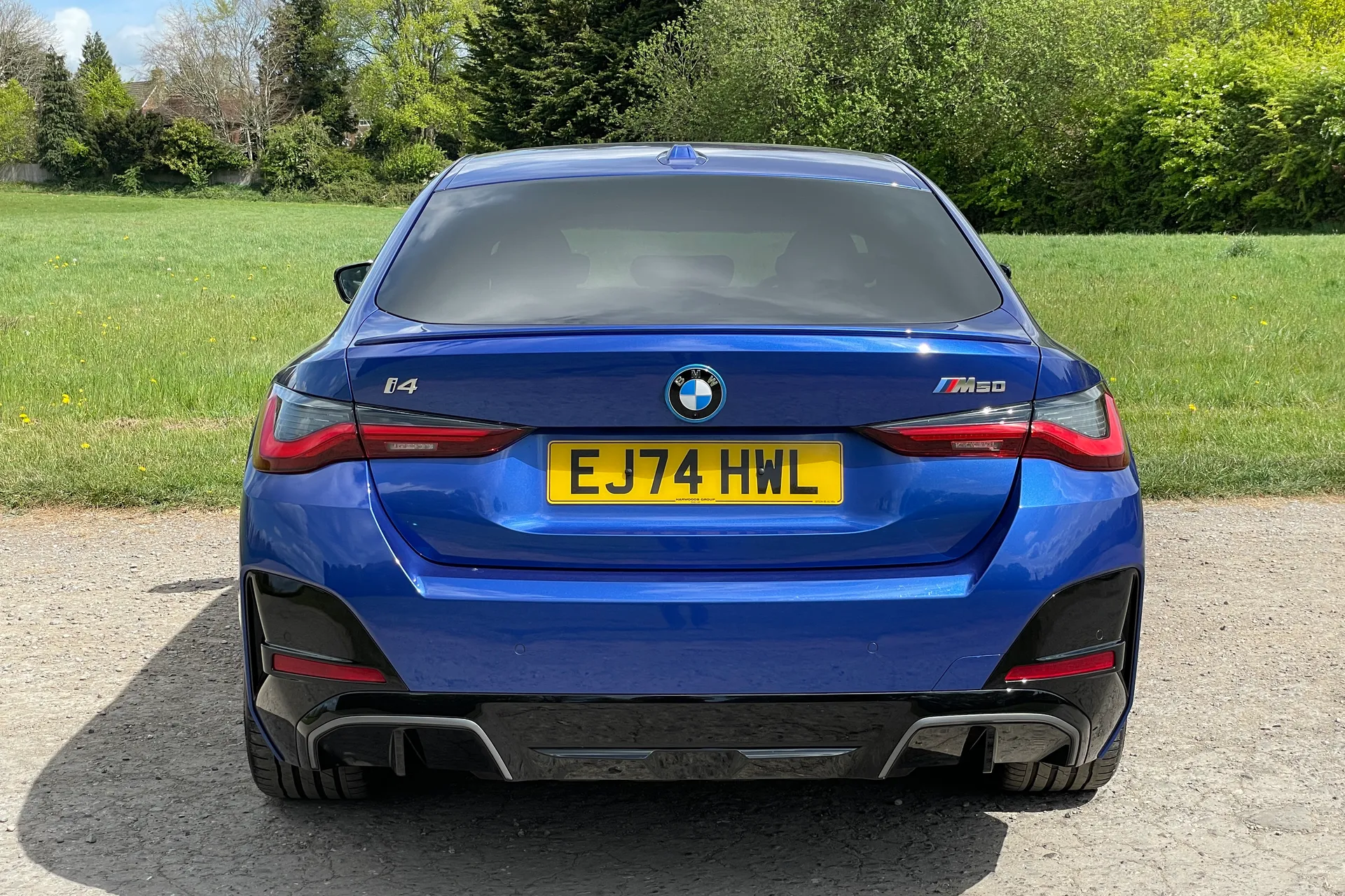 BMW I4 thumbnail image number 28