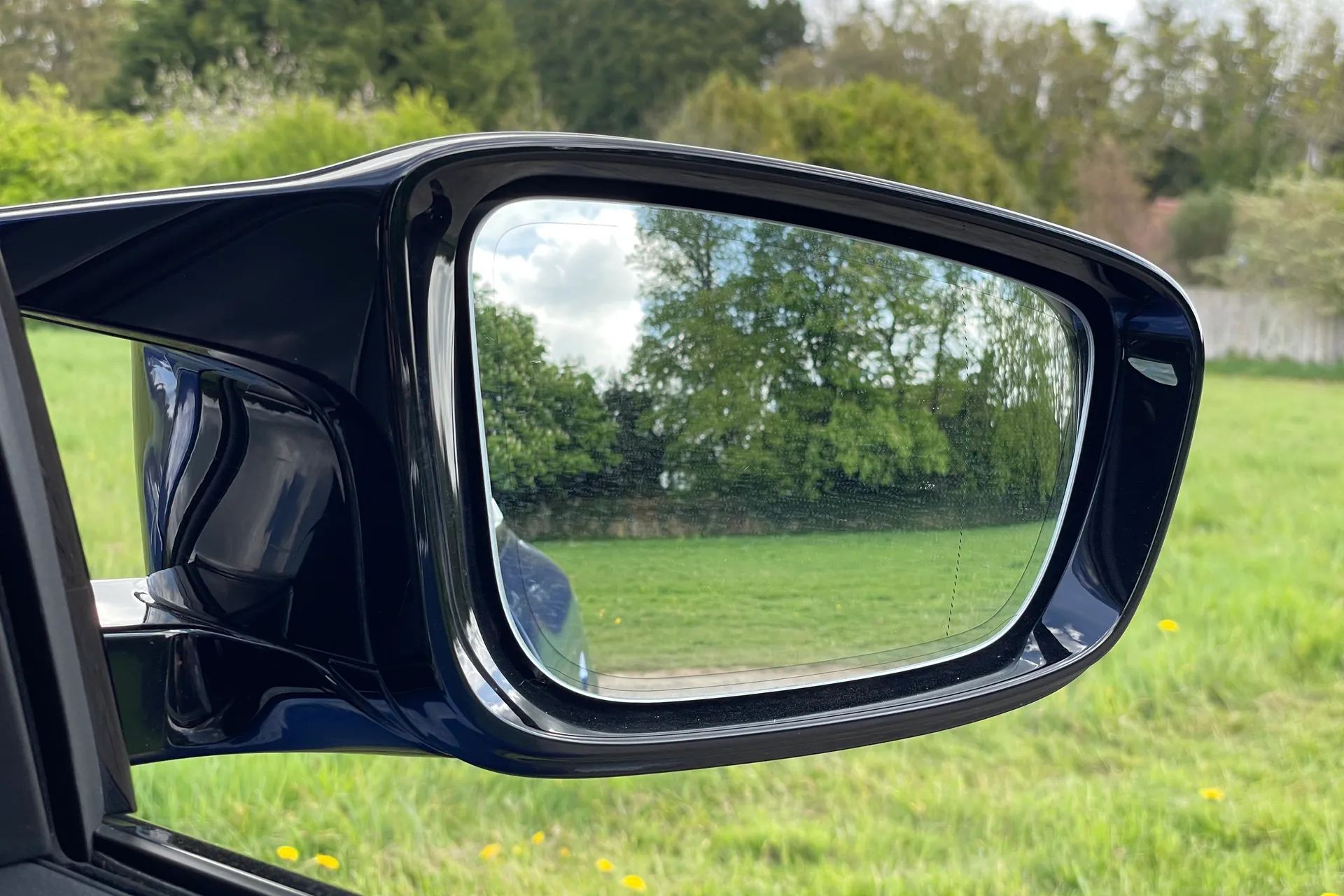 BMW I4 thumbnail image number 57