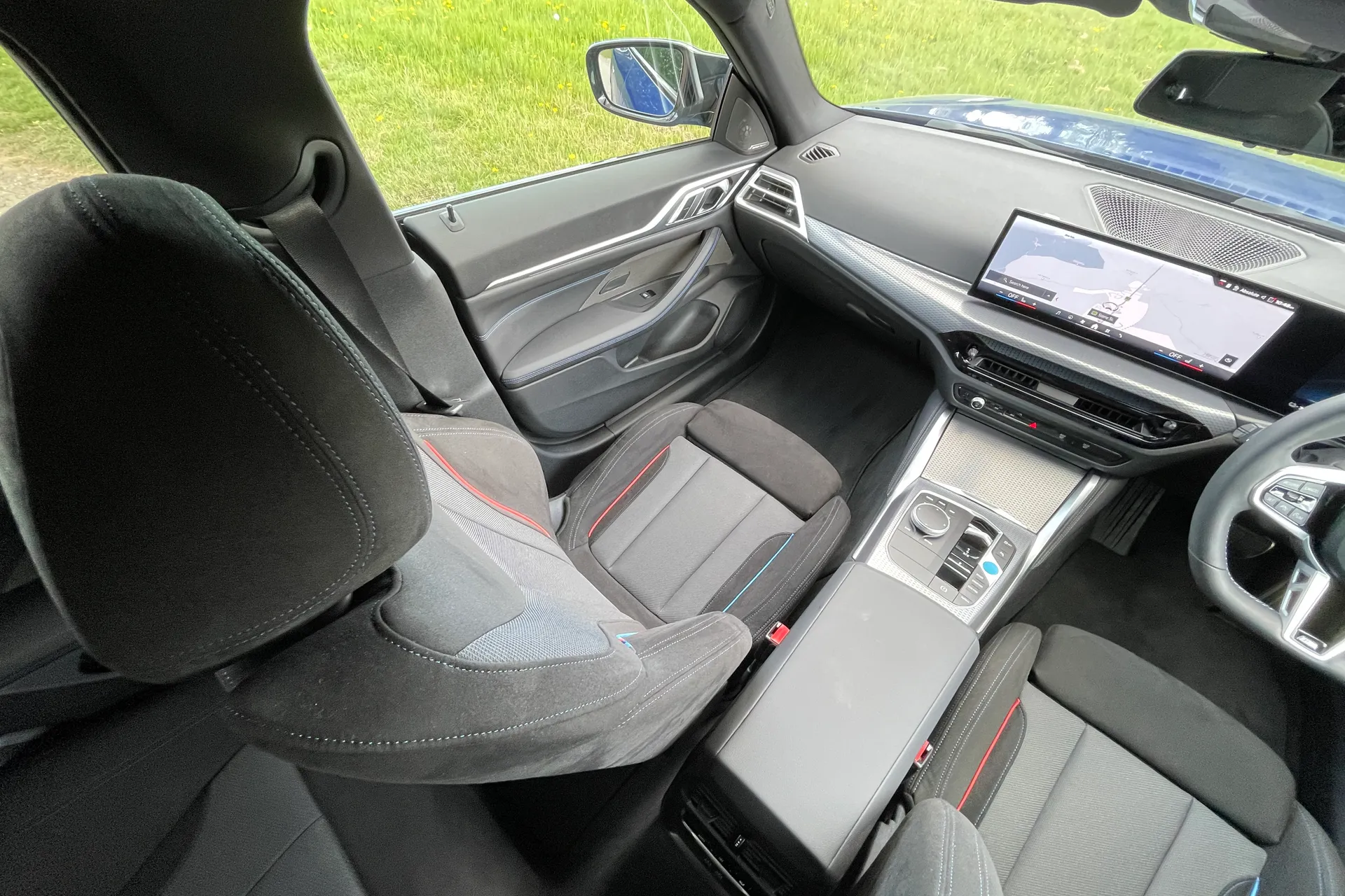 BMW I4 thumbnail image number 49