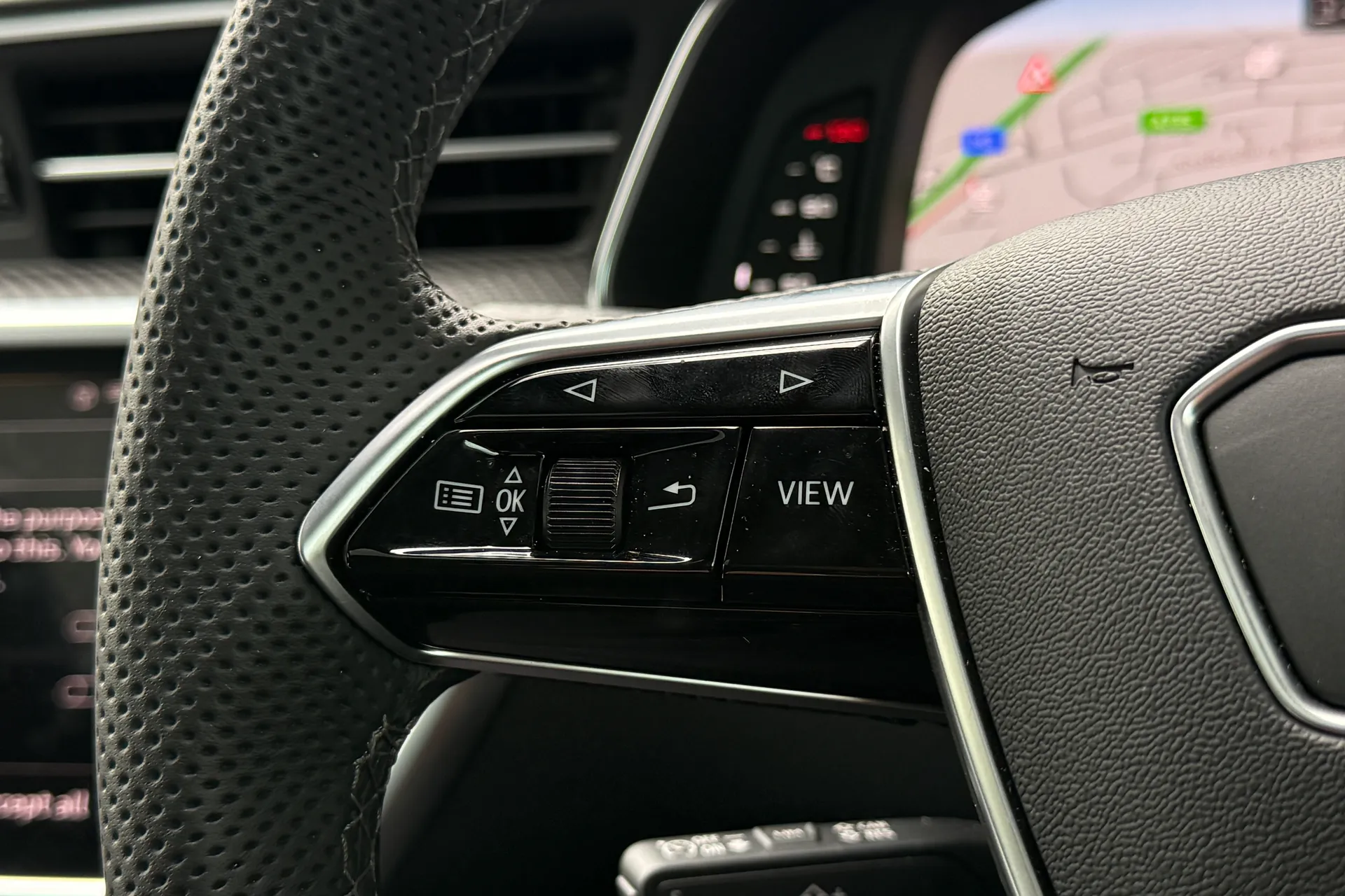 Audi A6 thumbnail image number 14