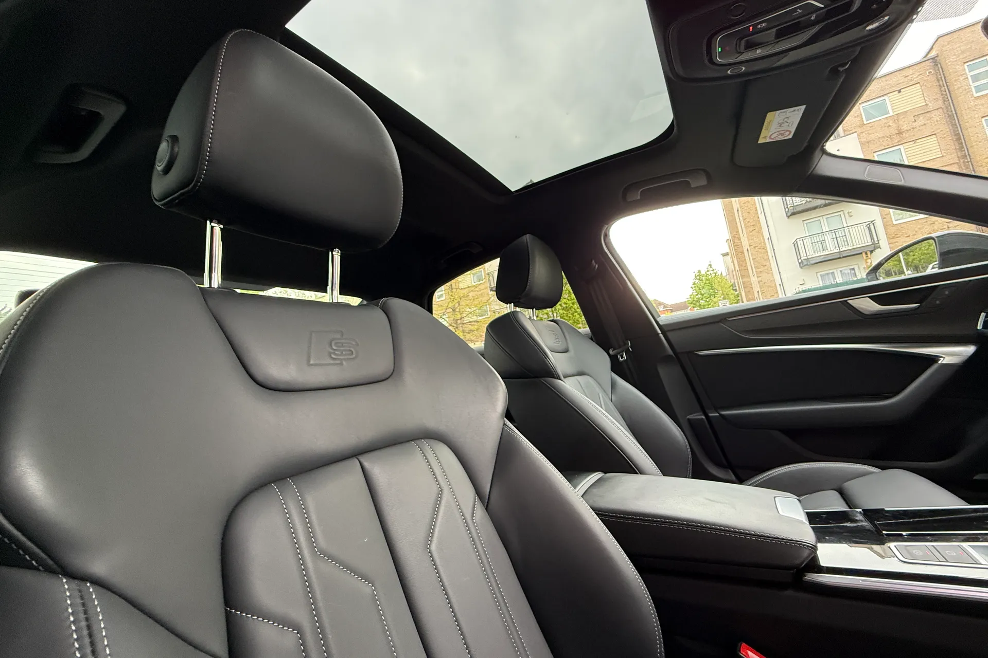 Audi A6 thumbnail image number 40