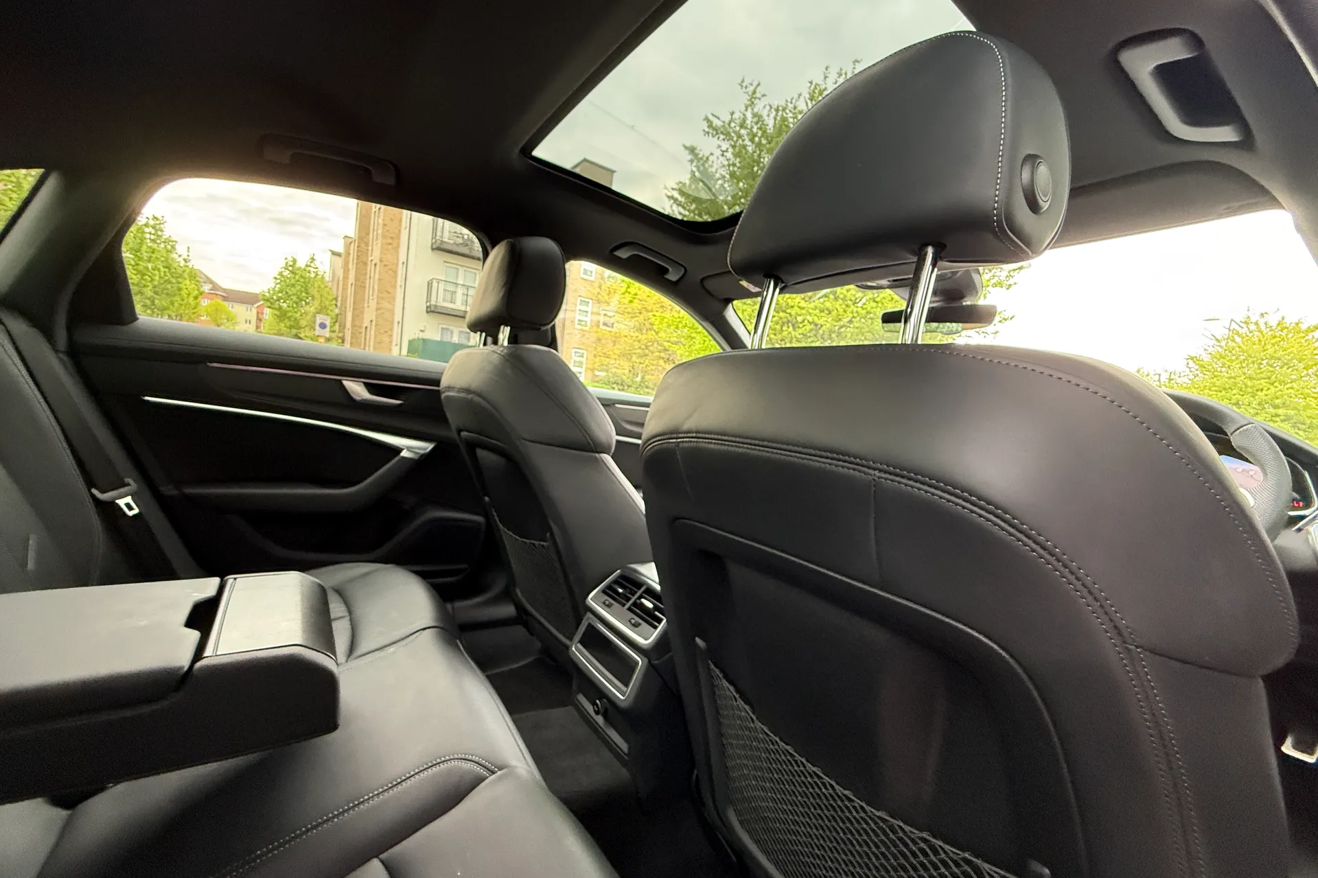 Audi A6 thumbnail image number 46