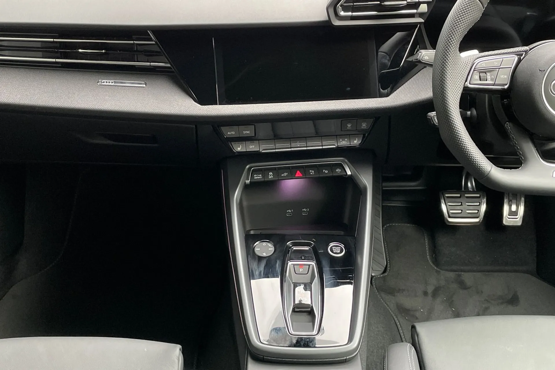 Audi A3 thumbnail image number 34