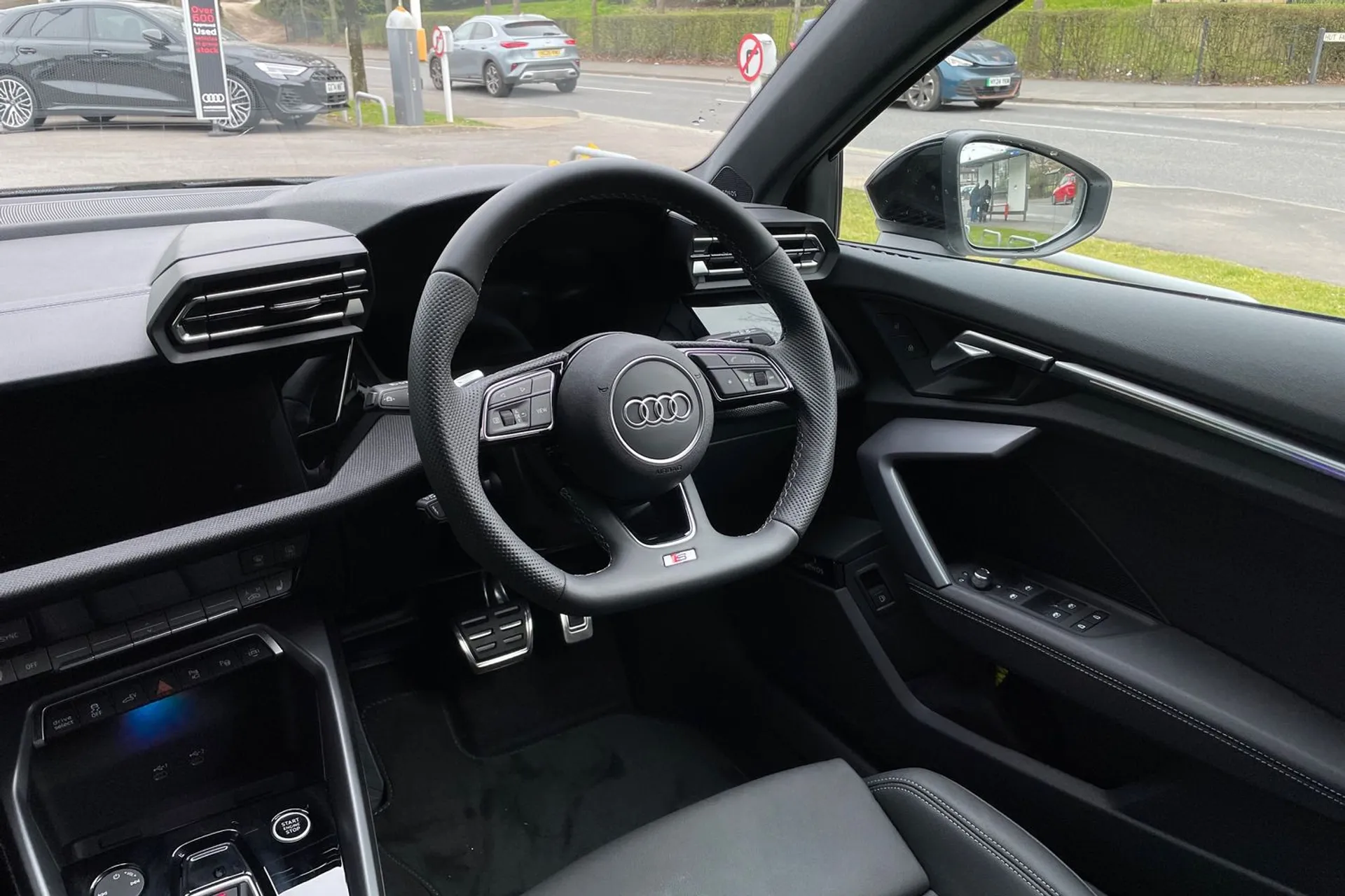 Audi A3 thumbnail image number 32