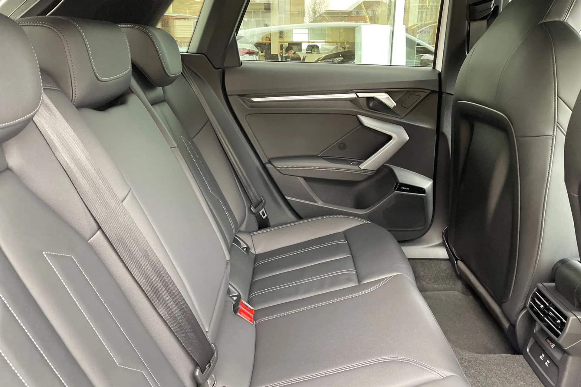 Audi A3 thumbnail image number 21