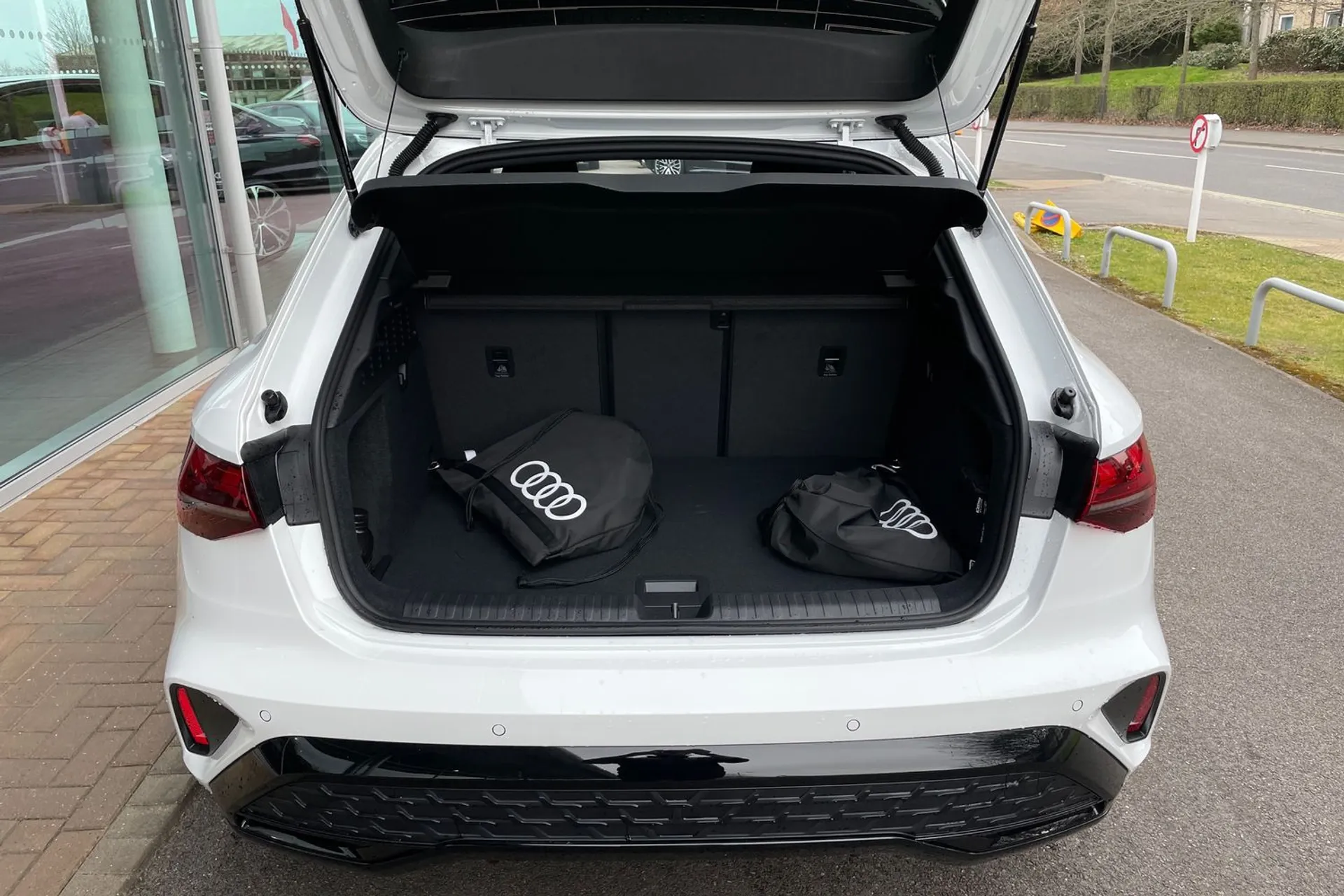 Audi A3 thumbnail image number 18