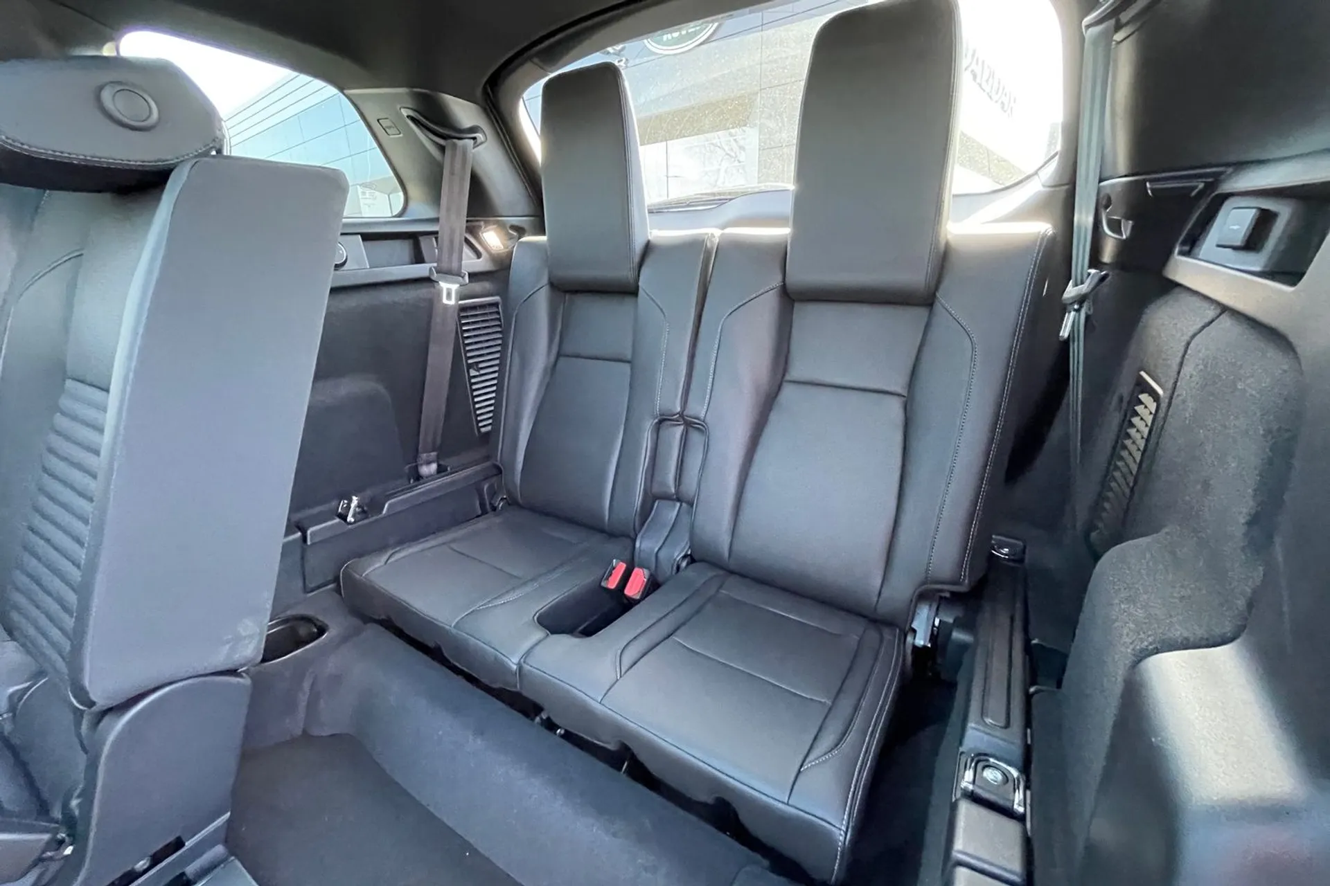 LAND ROVER DISCOVERY SPORT thumbnail image number 37