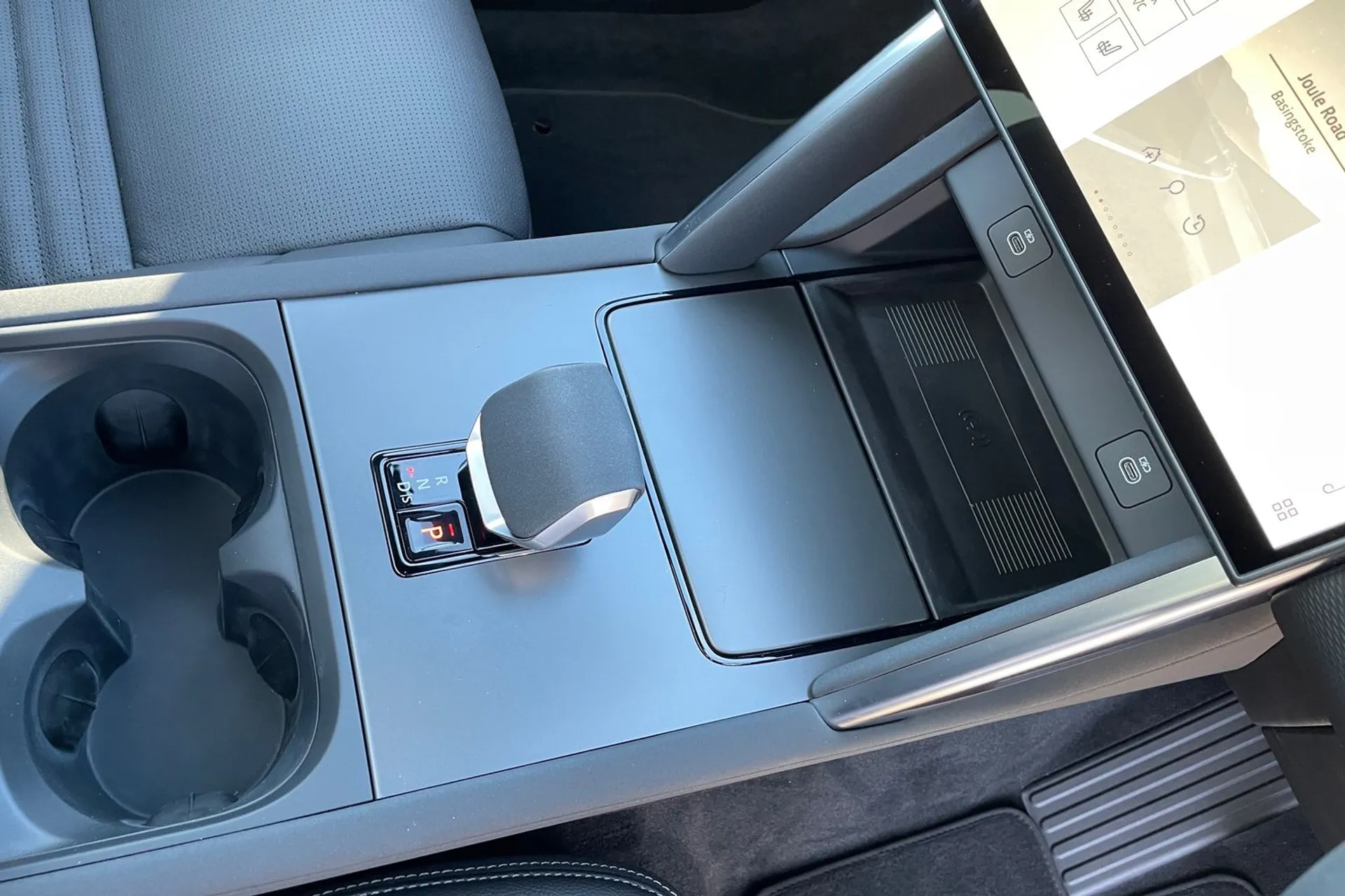 LAND ROVER DISCOVERY SPORT thumbnail image number 19
