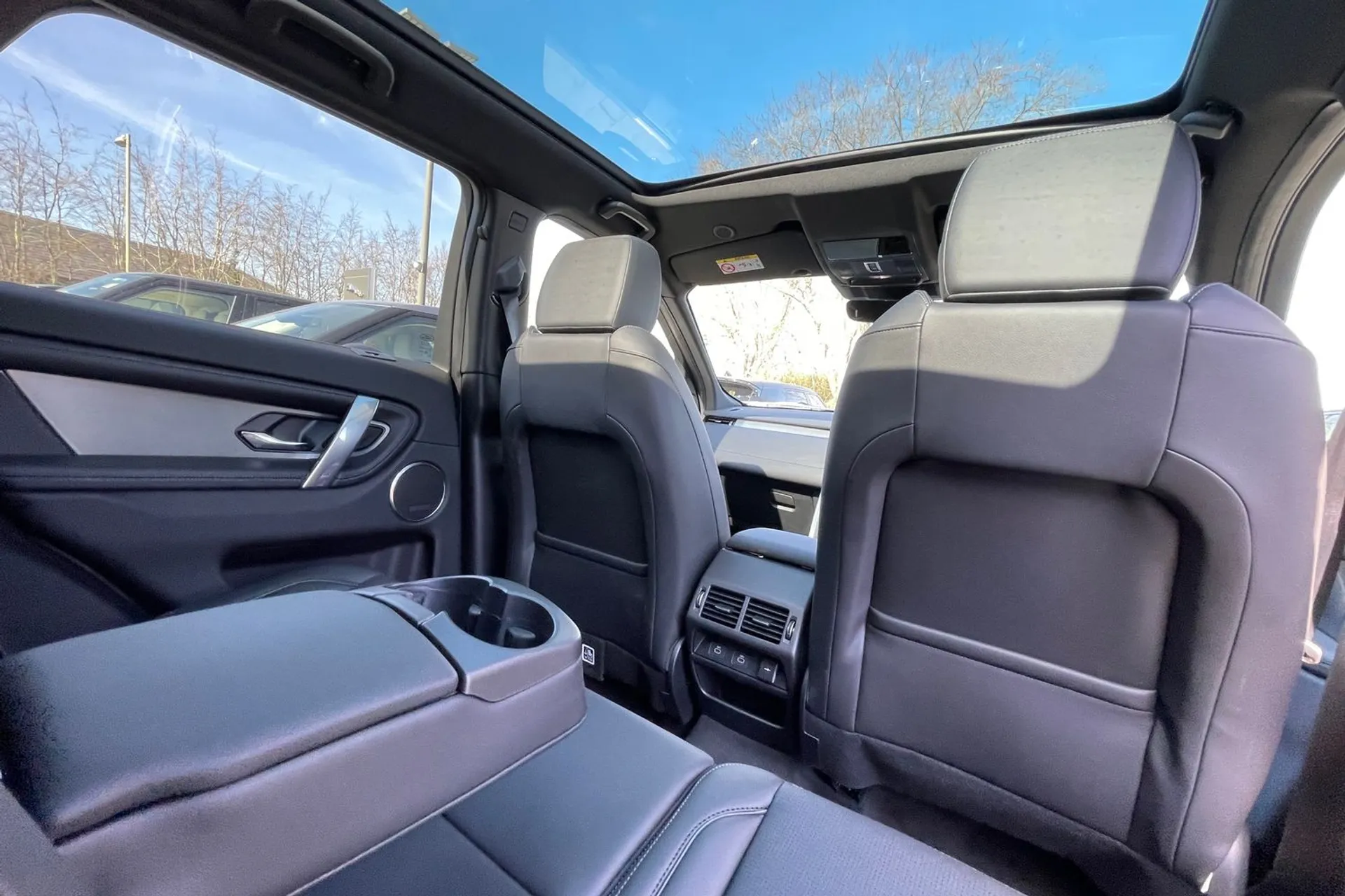LAND ROVER DISCOVERY SPORT thumbnail image number 48