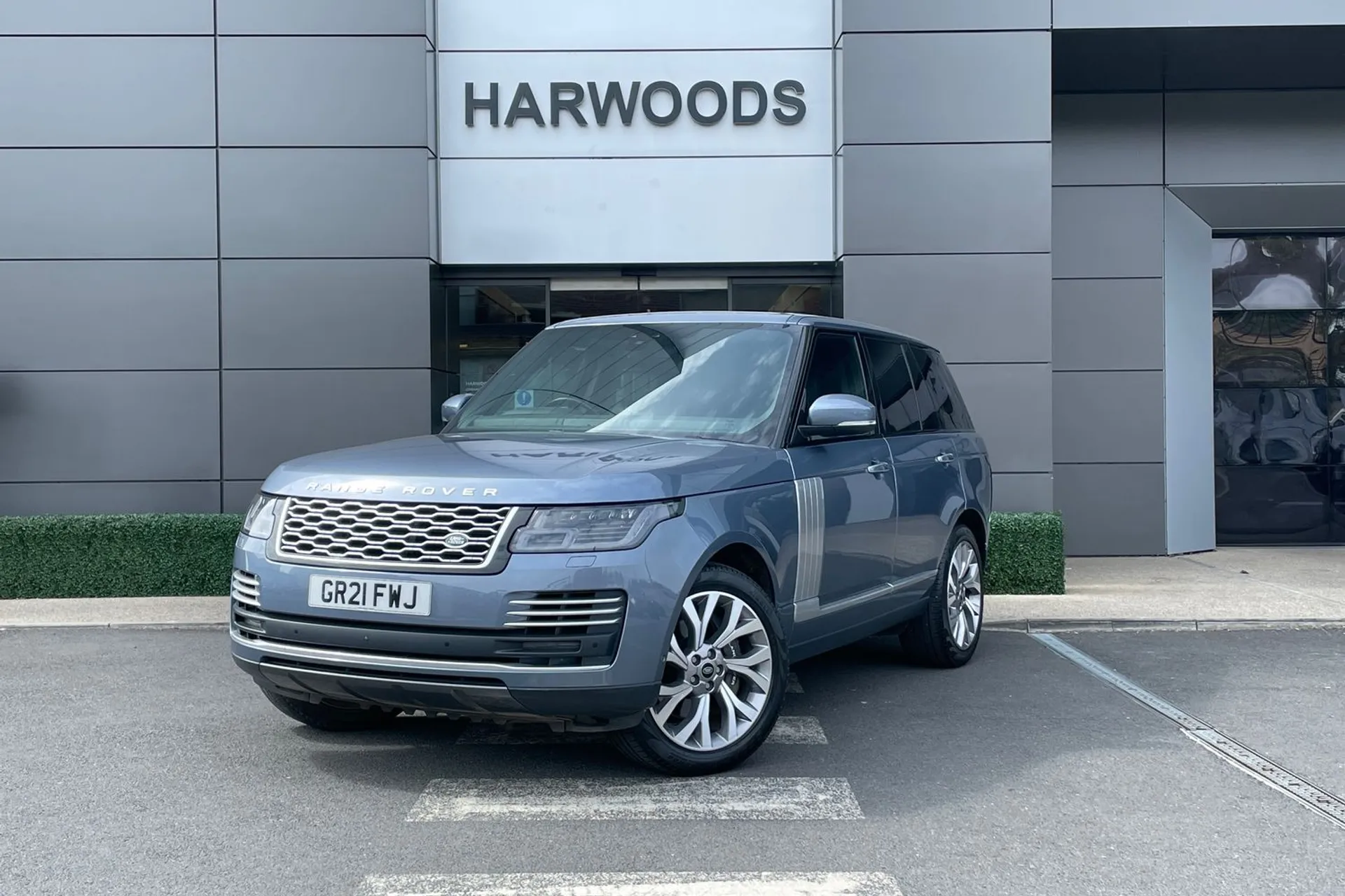LAND ROVER RANGE ROVER thumbnail image number 13