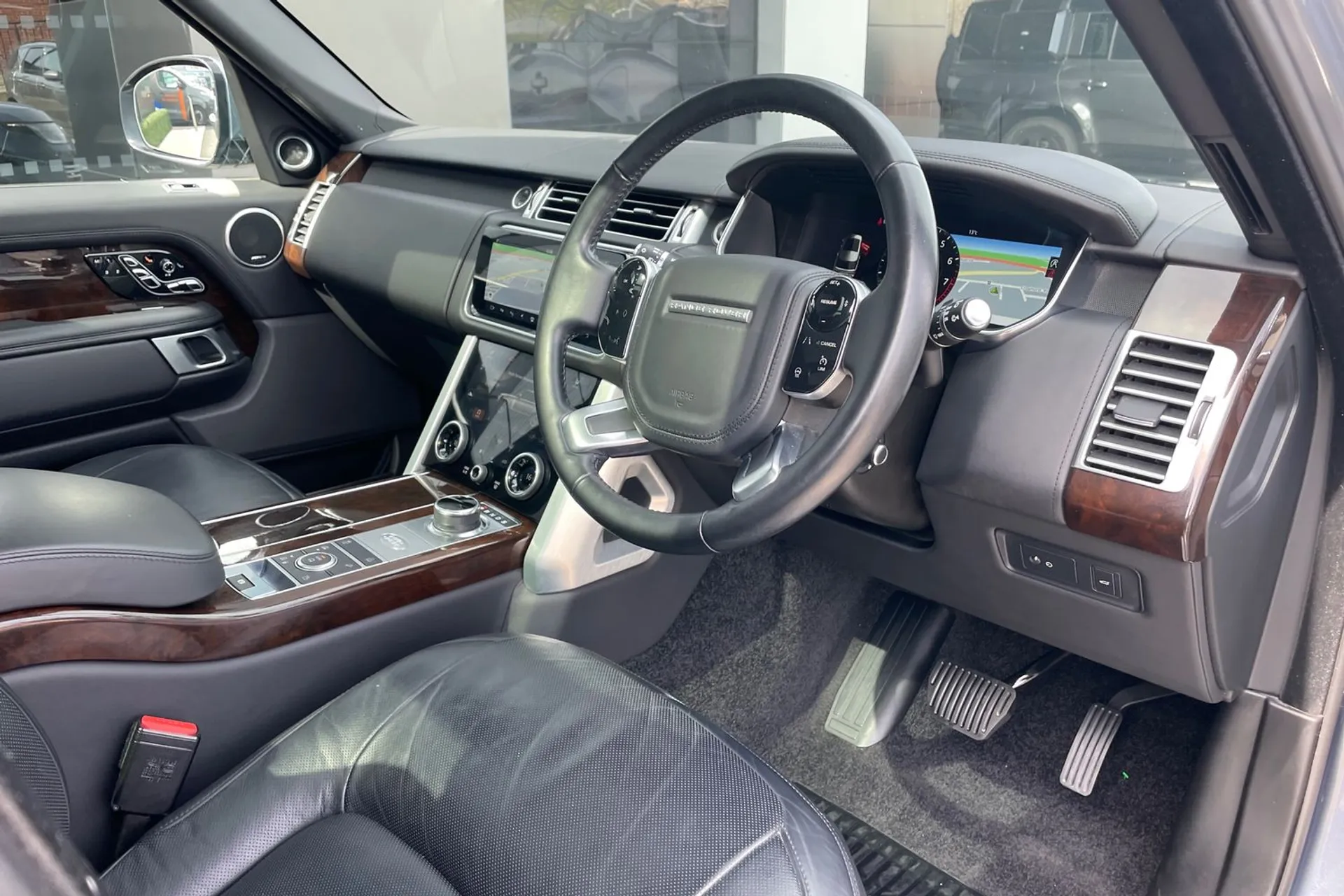 LAND ROVER RANGE ROVER thumbnail image number 20