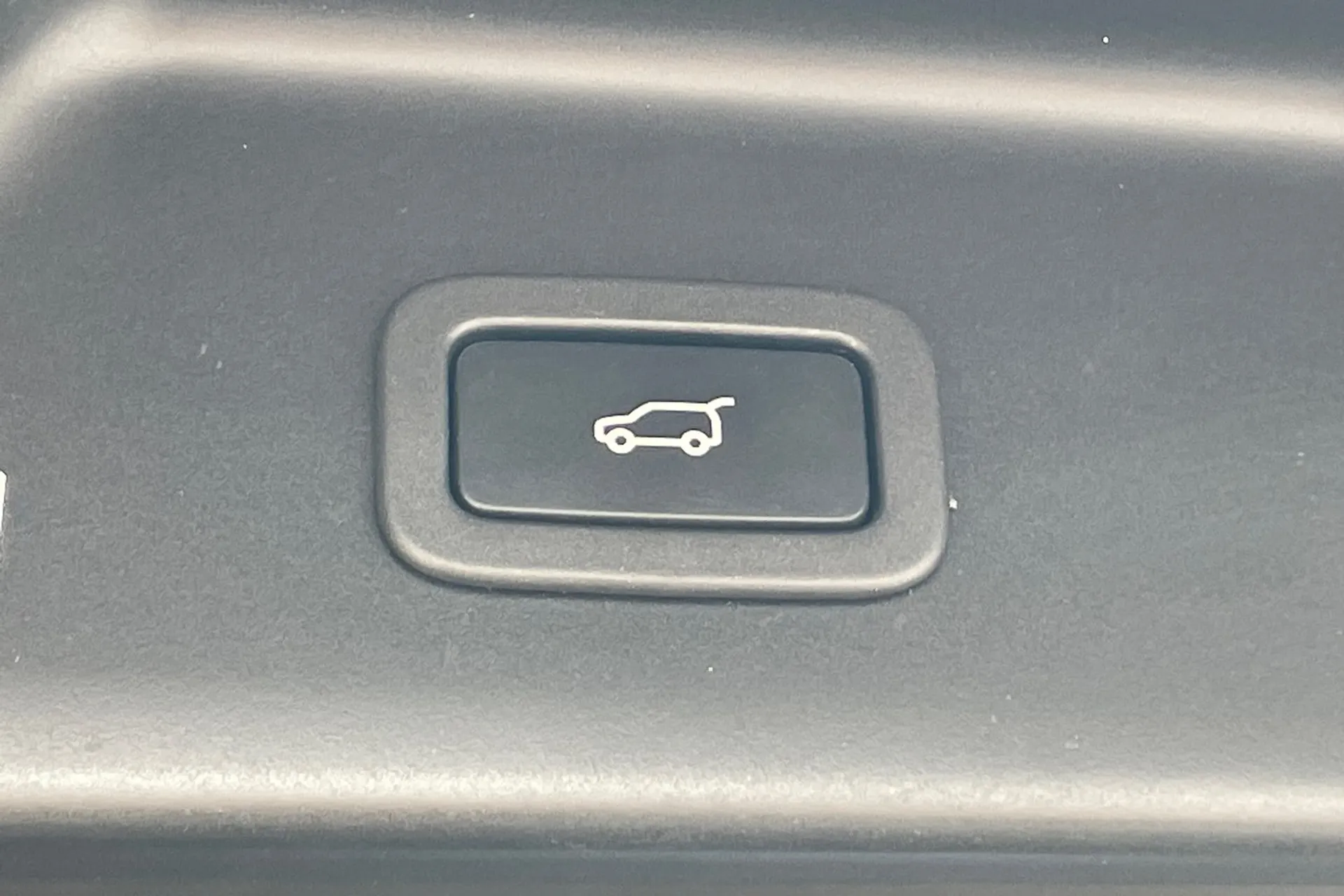 LAND ROVER RANGE ROVER thumbnail image number 37