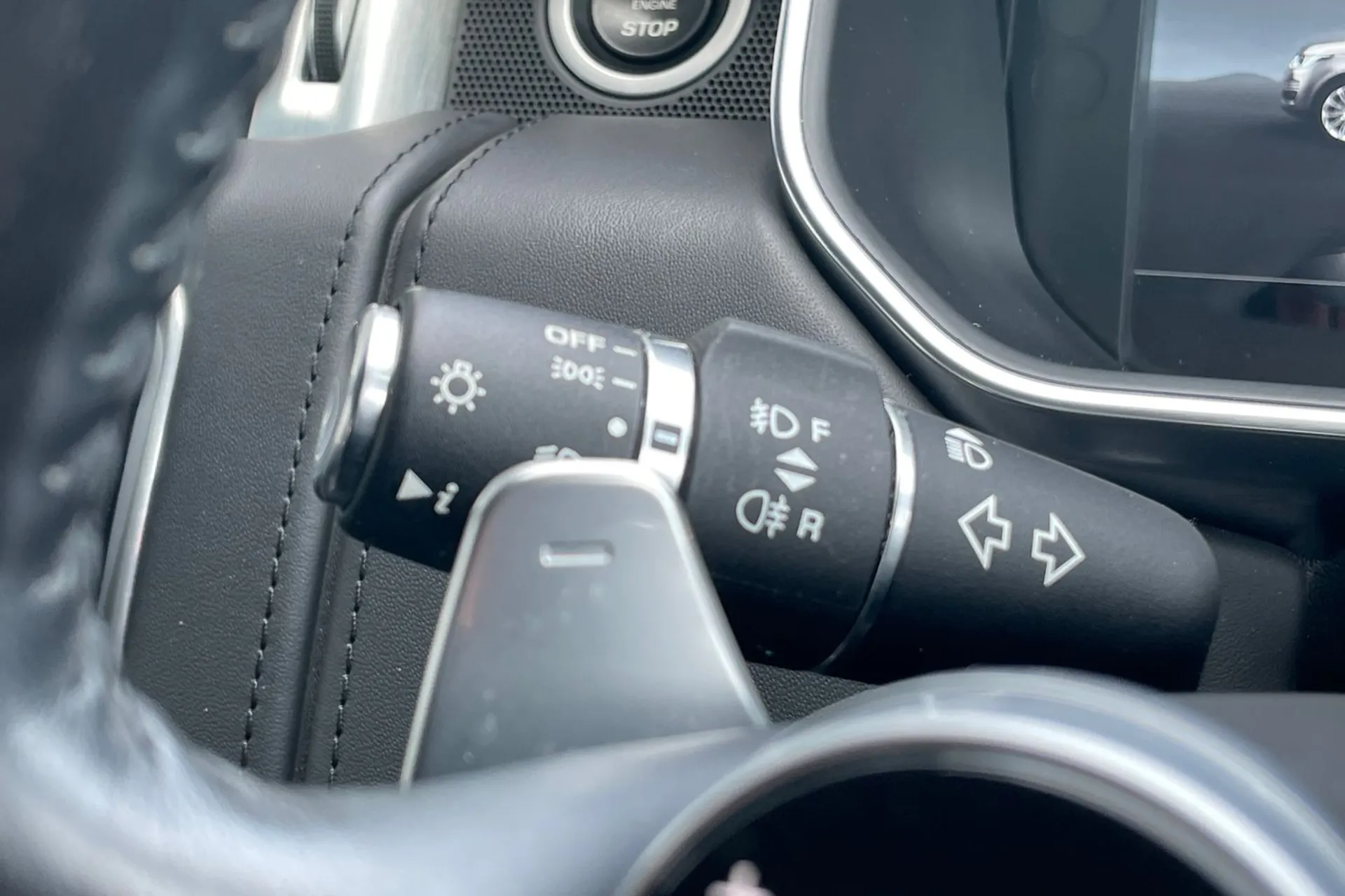 LAND ROVER RANGE ROVER thumbnail image number 67