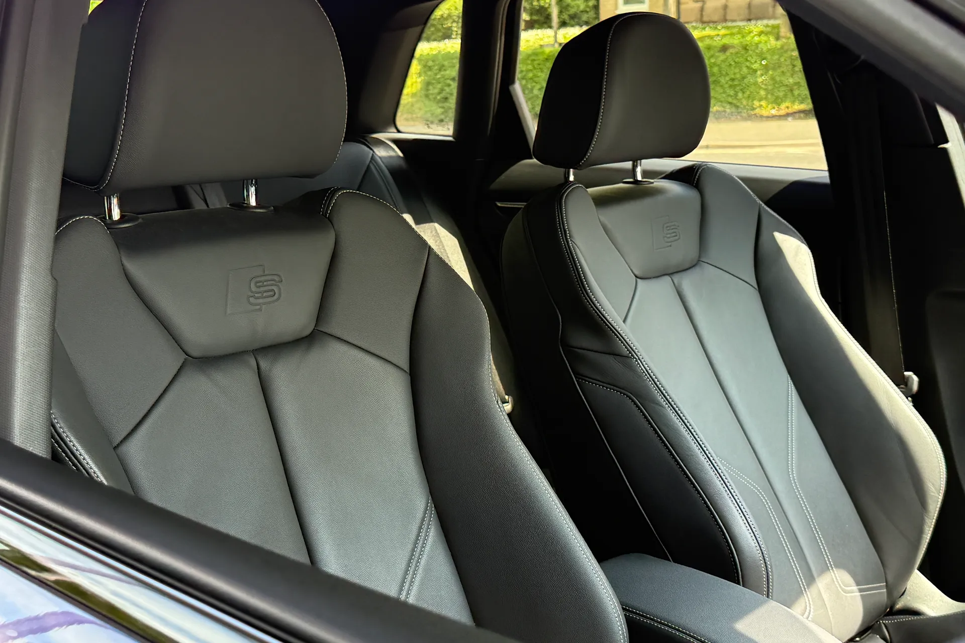 Audi Q3 thumbnail image number 34