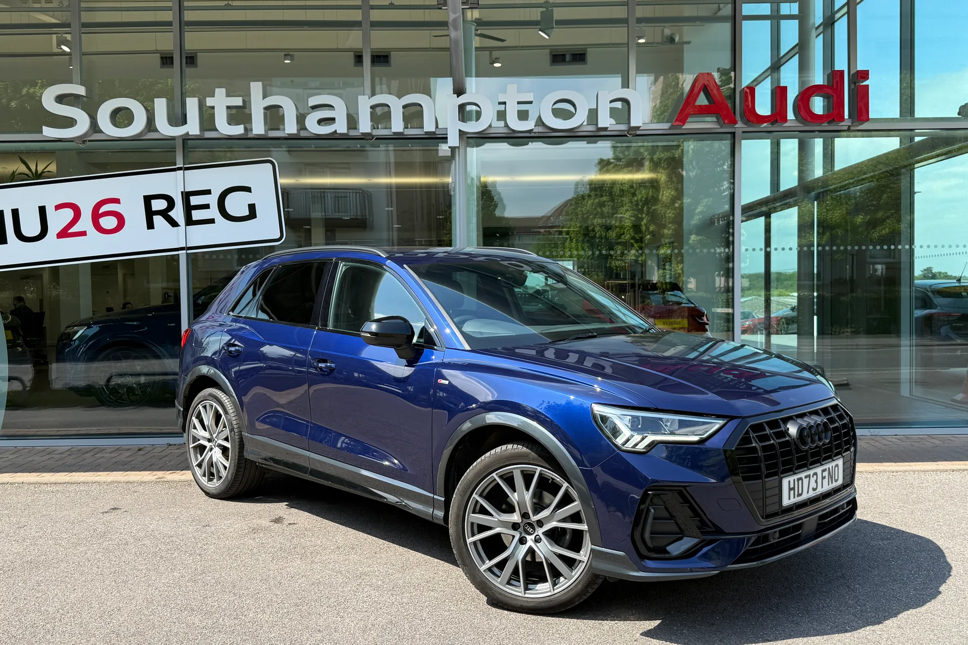 Audi Q3 thumbnail image number 60
