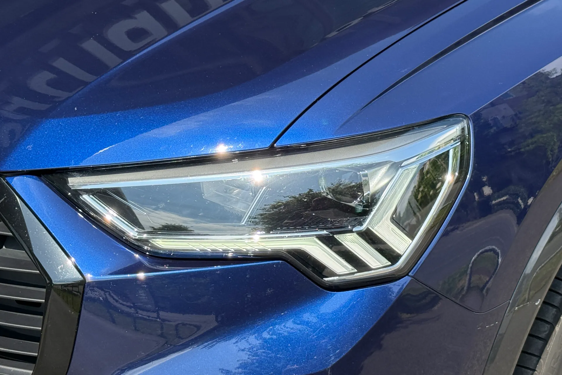 Audi Q3 thumbnail image number 56