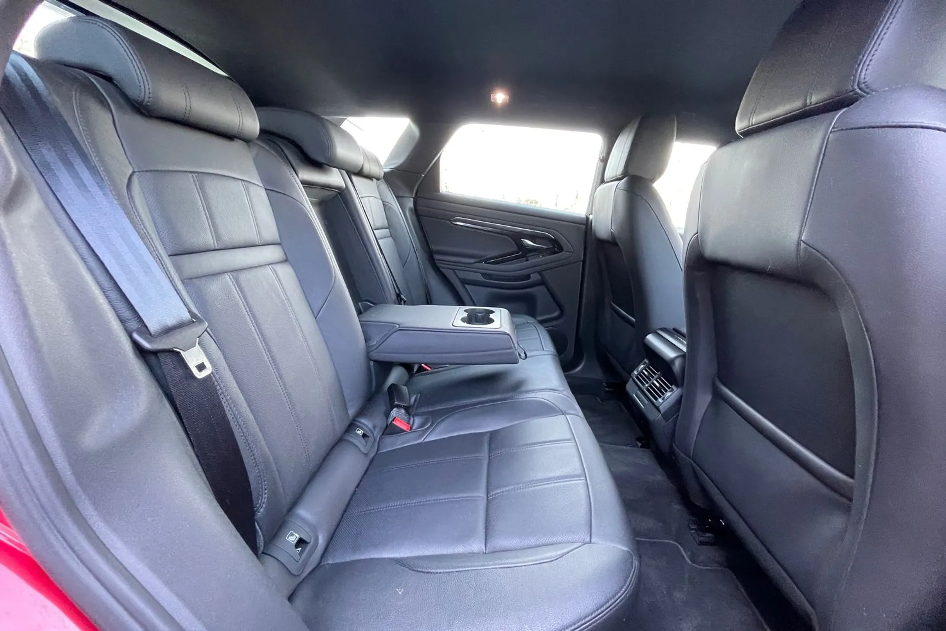 LAND ROVER RANGE ROVER EVOQUE thumbnail image number 36