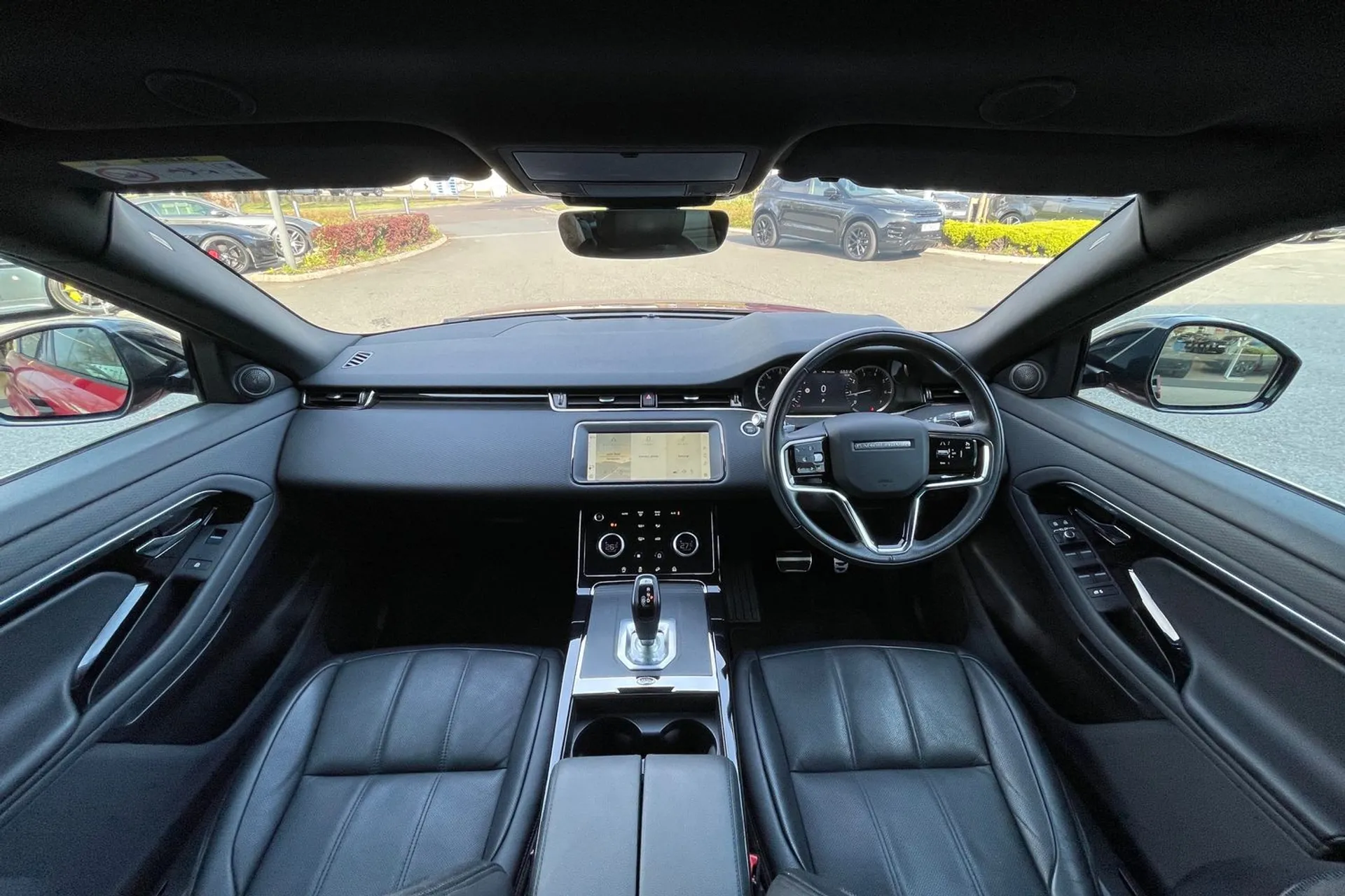 LAND ROVER RANGE ROVER EVOQUE thumbnail image number 3