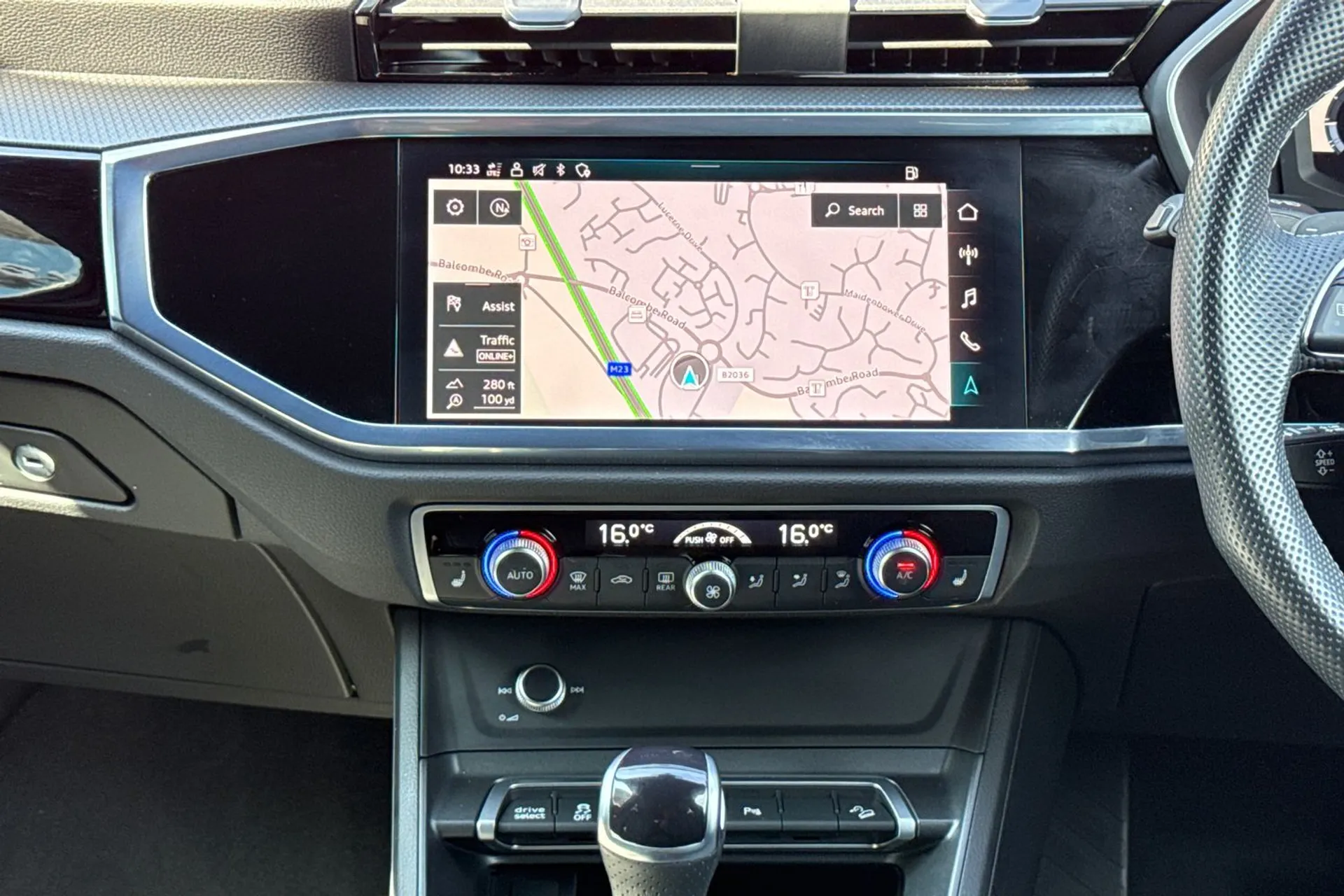 Audi Q3 thumbnail image number 35