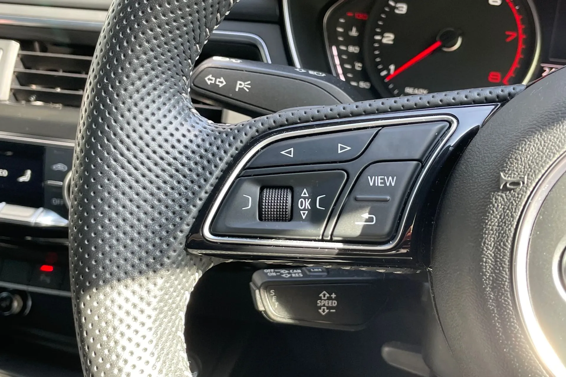 Audi A5 thumbnail image number 57