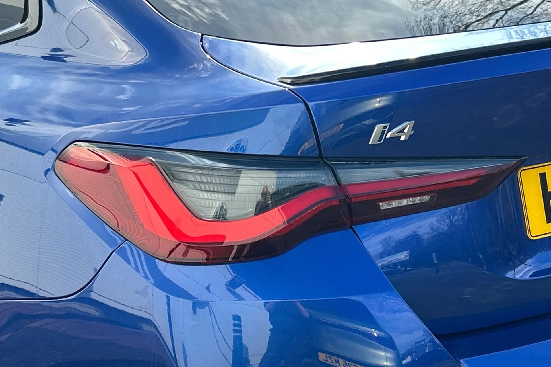 BMW I4 thumbnail image number 55